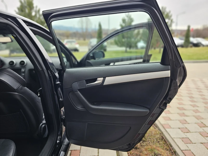 Audi A3 2.0 TFSI / Full S-Line / QUATTRO , снимка 17 - Автомобили и джипове - 53390855