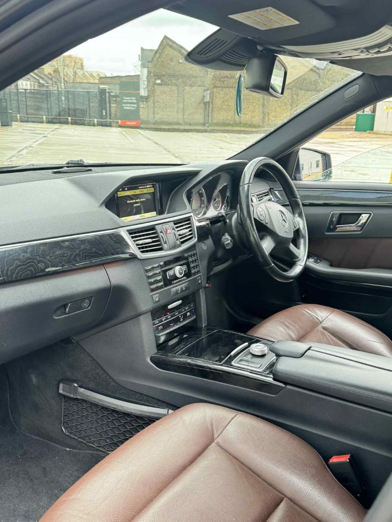 Mercedes-Benz E 350, снимка 9 - Автомобили и джипове - 53471825