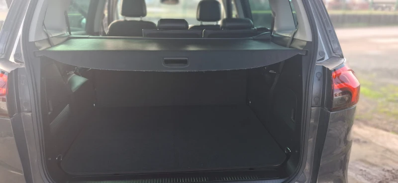 Opel Zafira 1.6CDTi, снимка 10 - Автомобили и джипове - 53502303