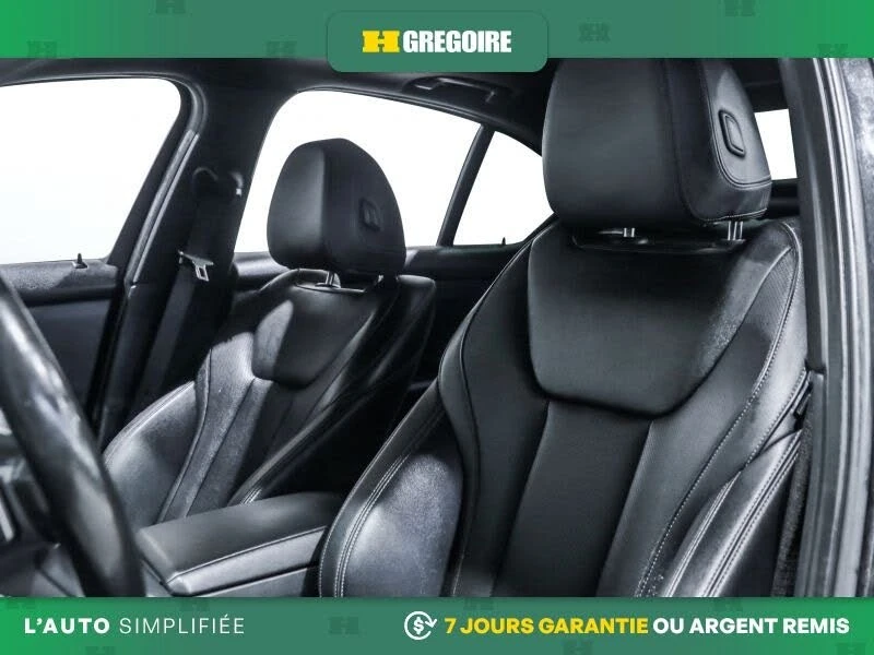 BMW 330 * xDrive * PANO * Автокредит * (Цена до България), снимка 12 - Автомобили и джипове - 55573326