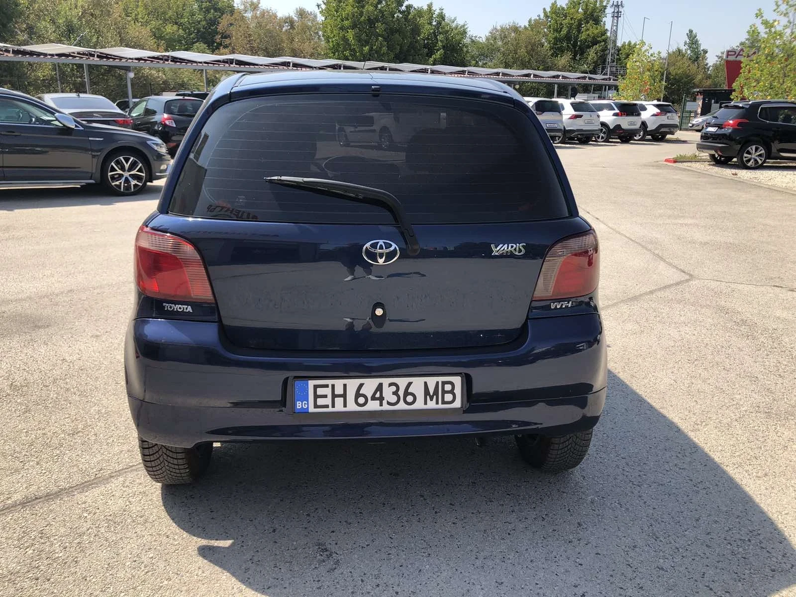 Toyota Yaris 1.0 - изображение 5