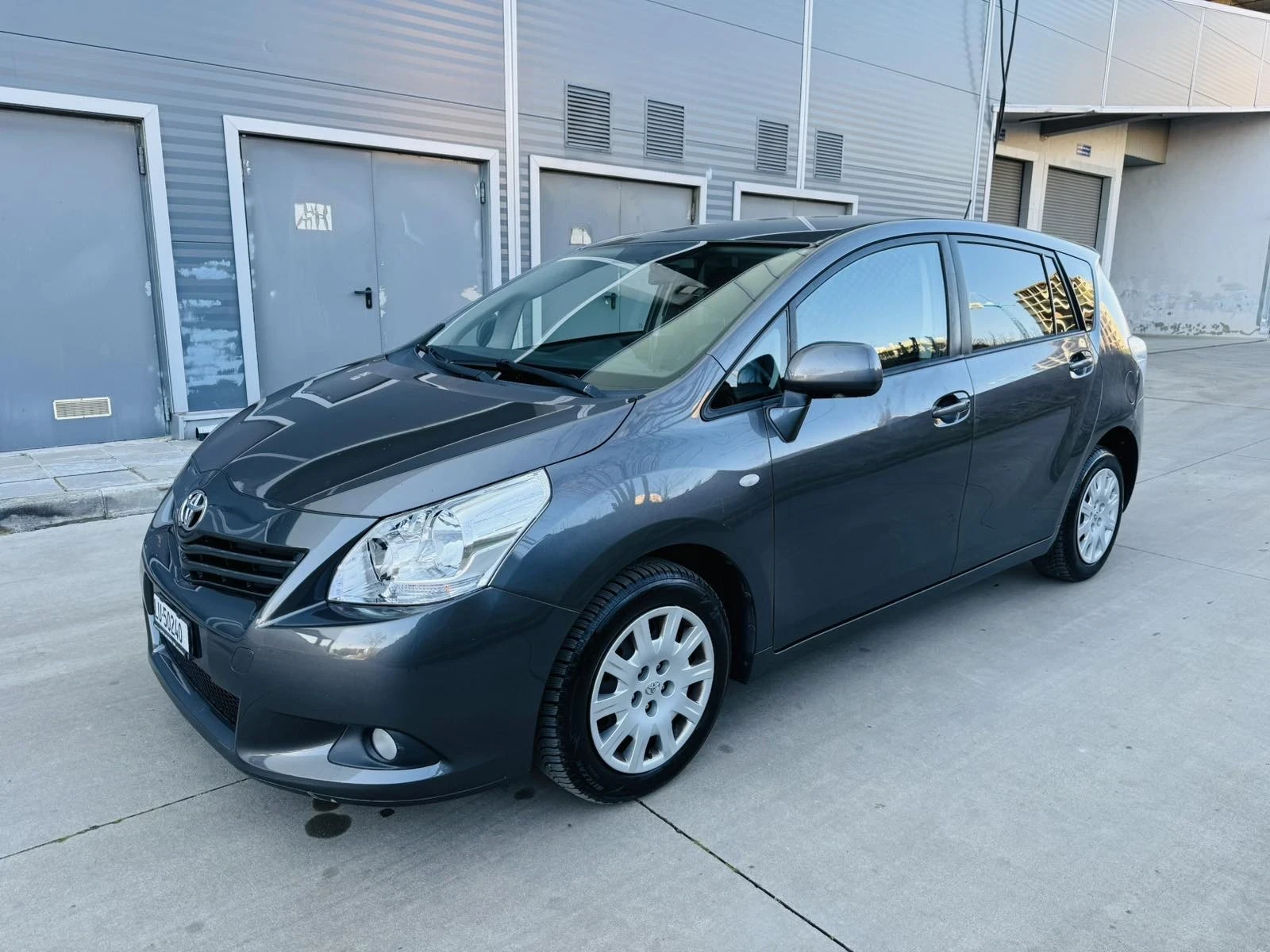 Toyota Verso 1.8 VVT-i - изображение 2