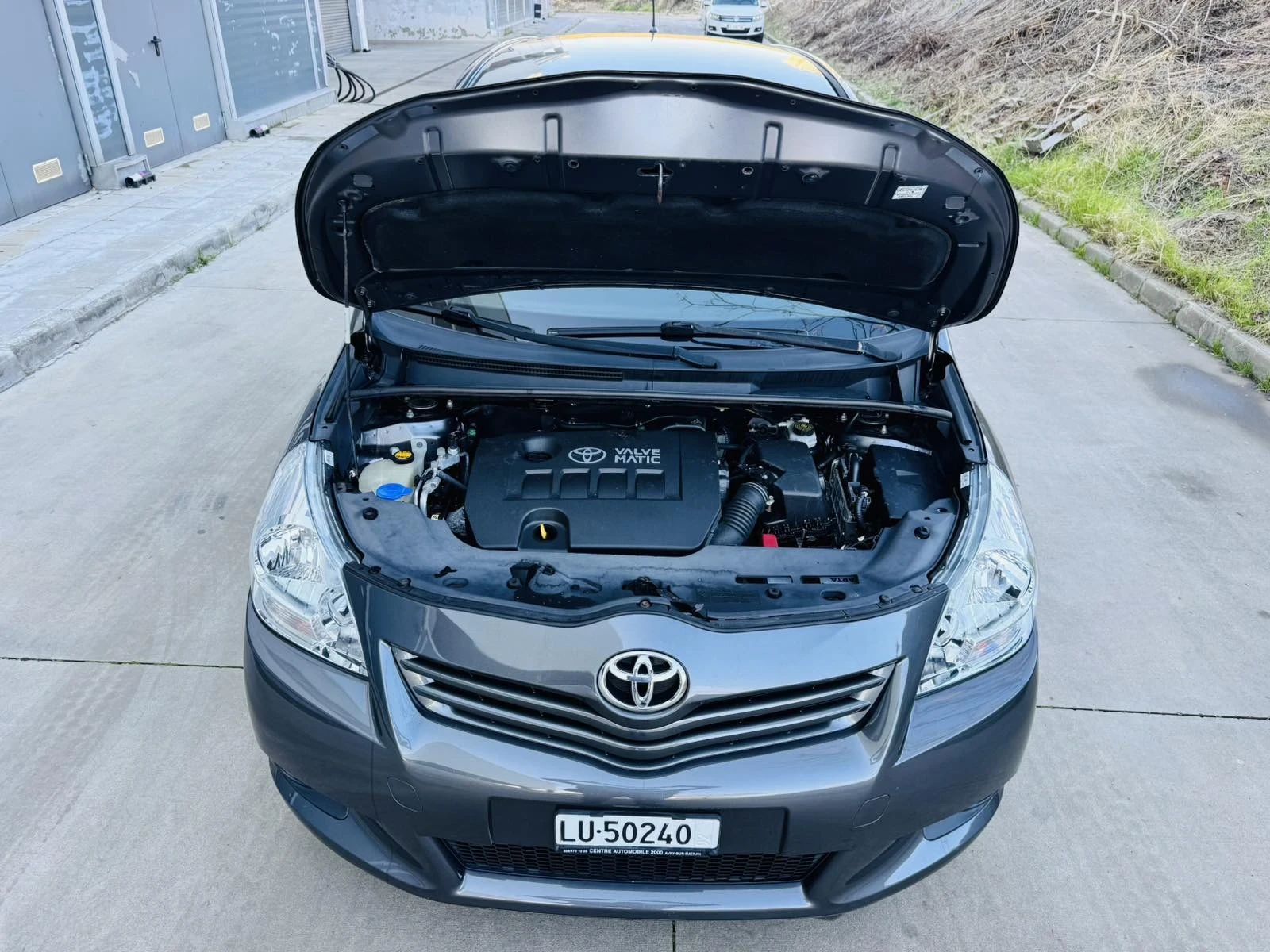 Toyota Verso 1.8 VVT-i - изображение 4