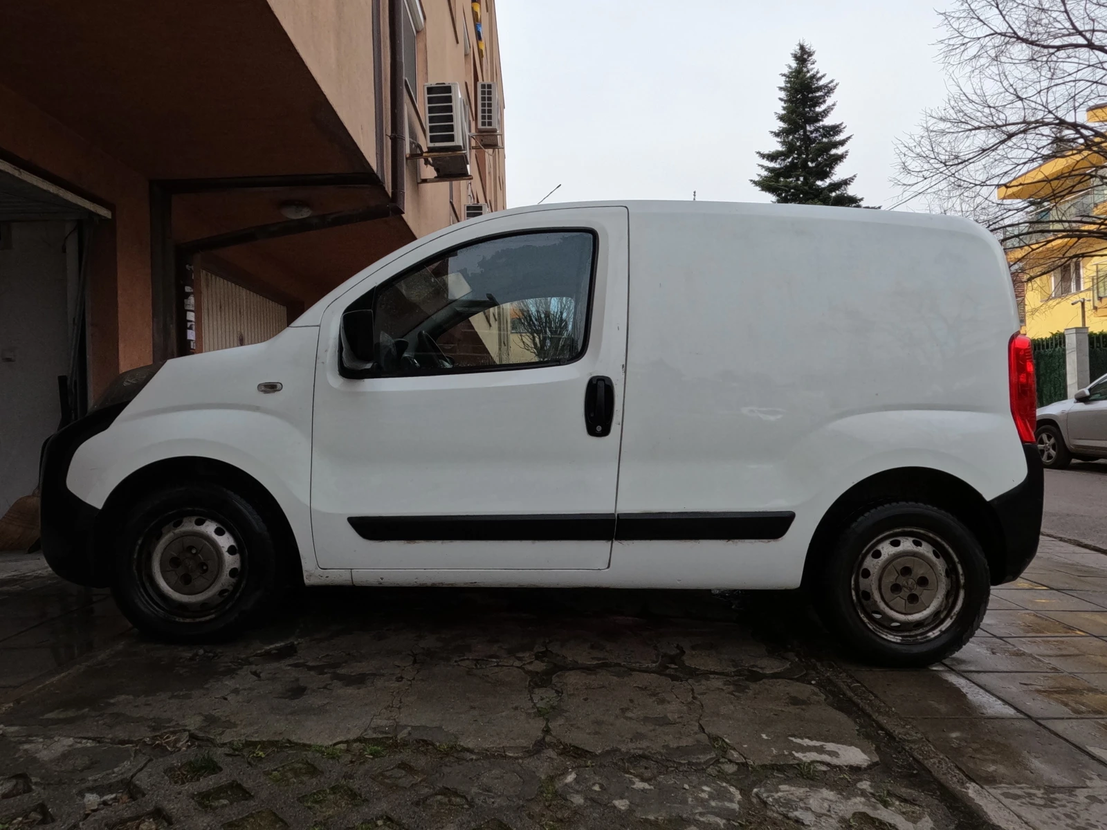 Peugeot Bipper 1, 3 hdi 75кс, с климатик - изображение 2