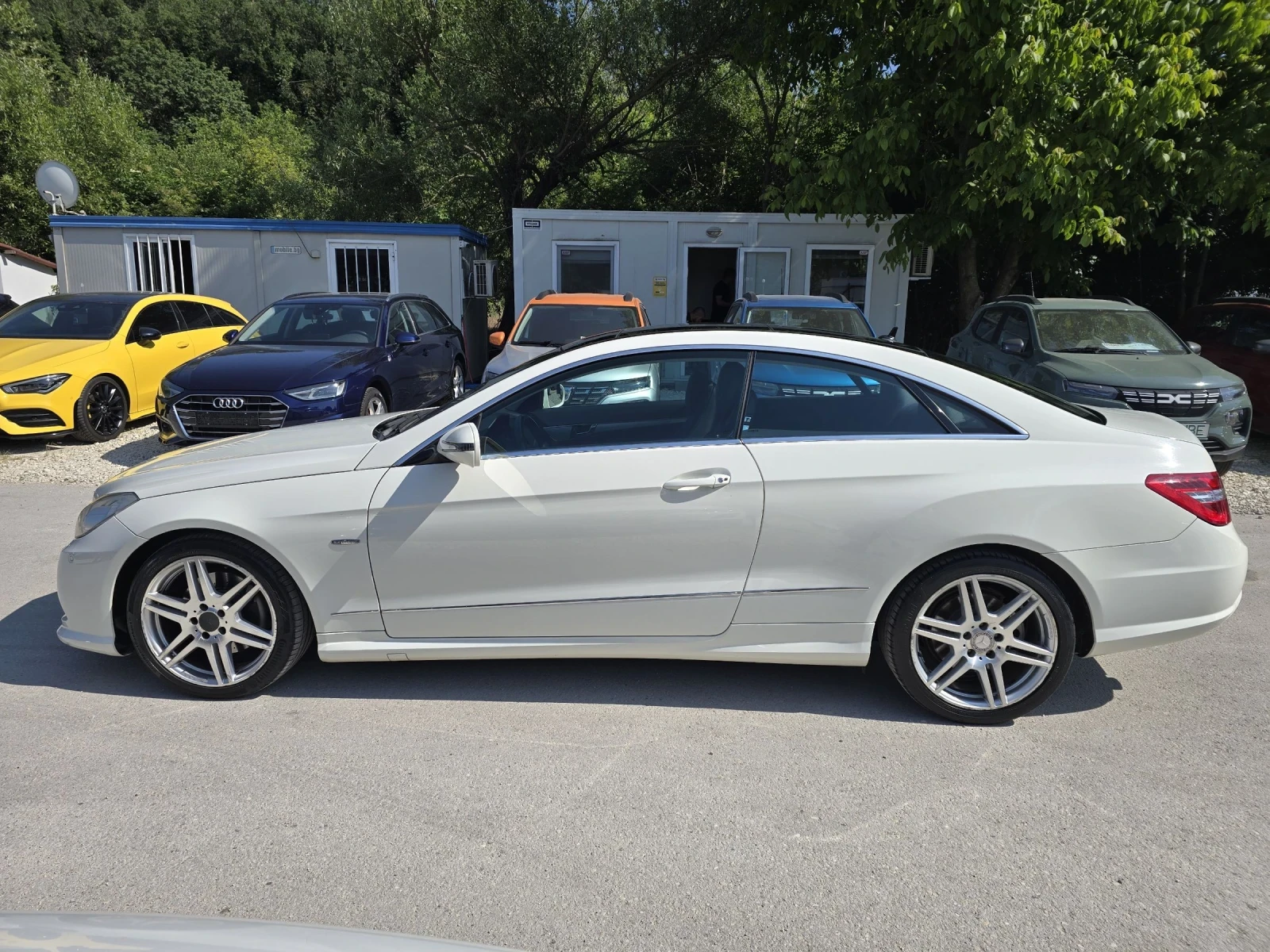 Mercedes-Benz E 350 350CDI 231к.с AMG Топ състояние  - изображение 7
