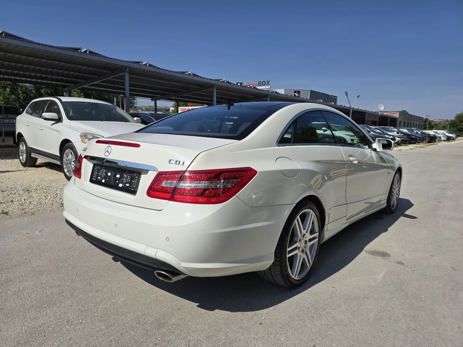 Mercedes-Benz E 350 350CDI 231к.с AMG Топ състояние  - изображение 3