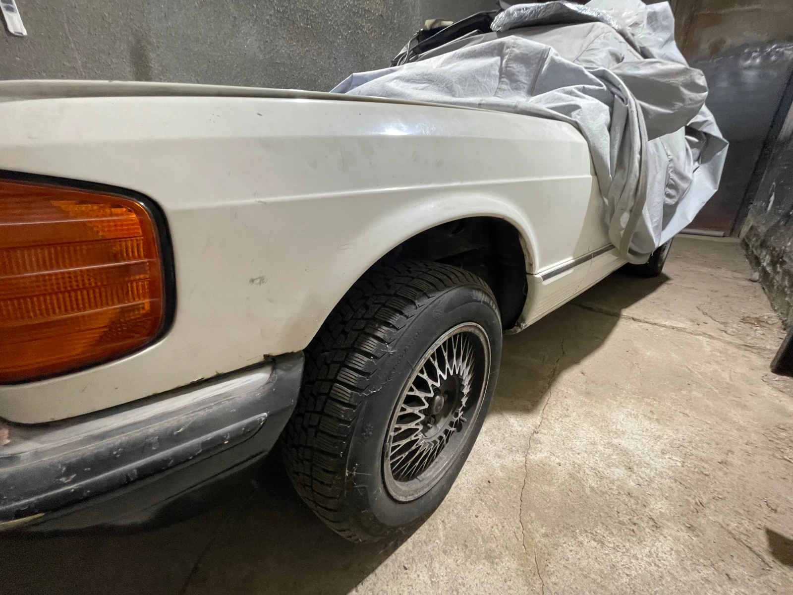 Mercedes-Benz 126 380SE - изображение 4