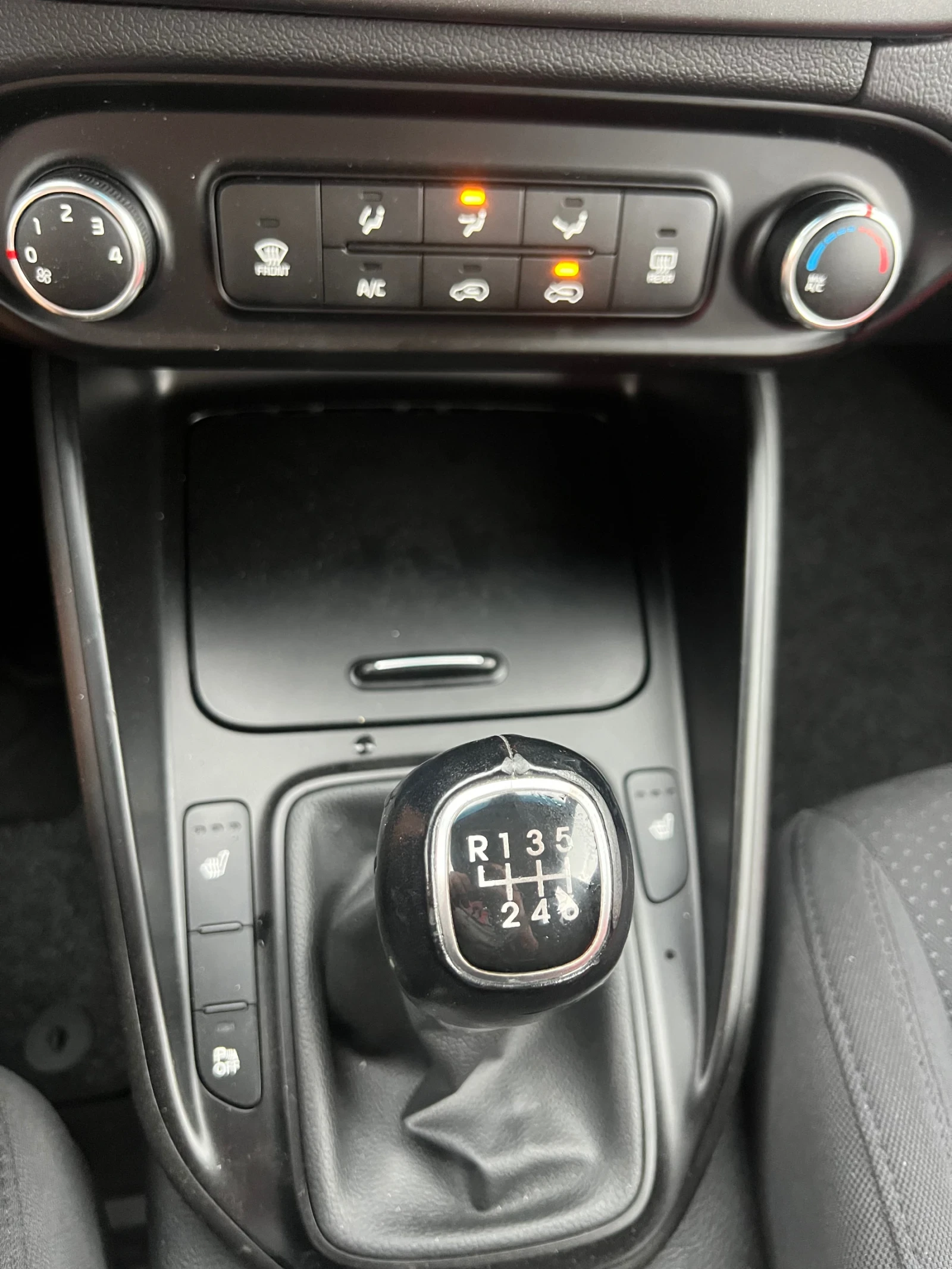 Kia Carens 1.6  | Mobile.bg — изображение 15