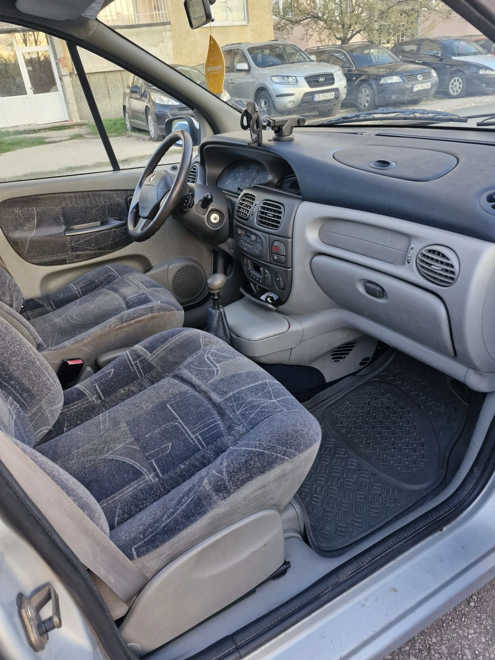 Renault Scenic 1.9DTI - изображение 7