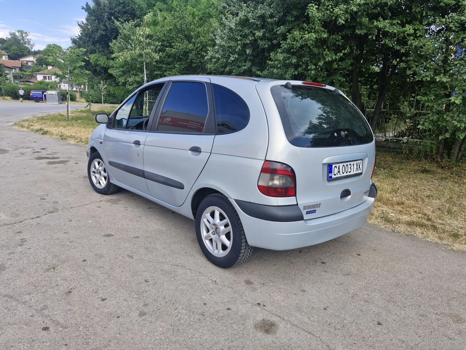 Renault Scenic 1.9DTI - изображение 2