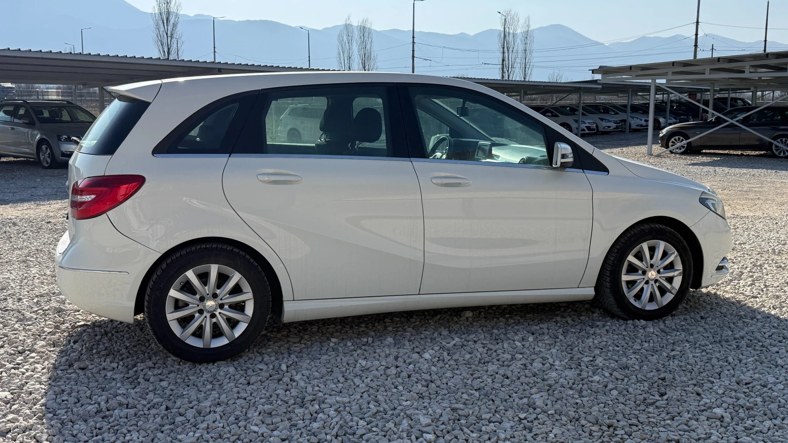 Mercedes-Benz B 180 1.5CDI-NAVI-LED-КСЕНОН-EURO5B, снимка 4 - Автомобили и джипове - 52005396
