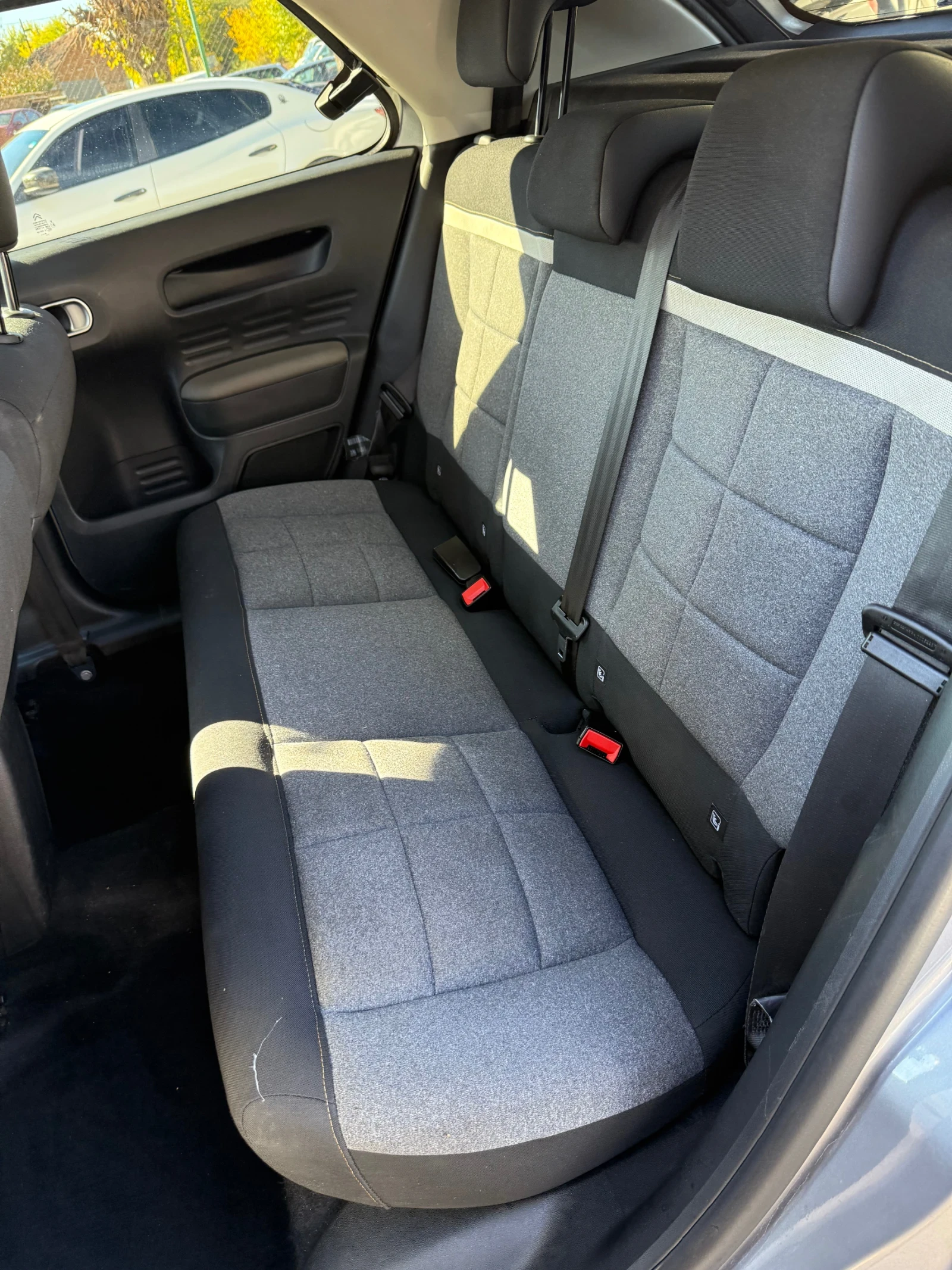 Citroen C4 Cactus 1.5HDI* CARPLAY* DIGYTAL* 2020*  | Mobile.bg — изображение 13