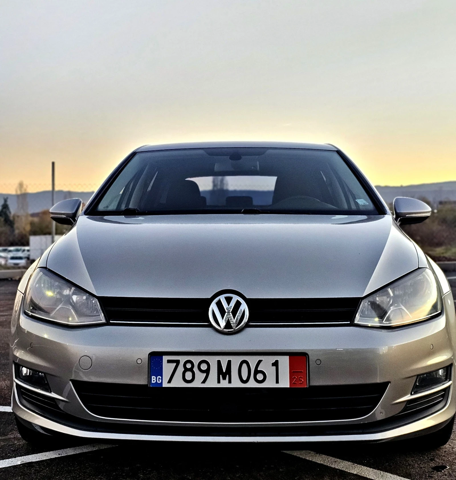 VW Golf 7 DSG /1.6tdi /110.. / Distronic + / Navi  | Mobile.bg   3