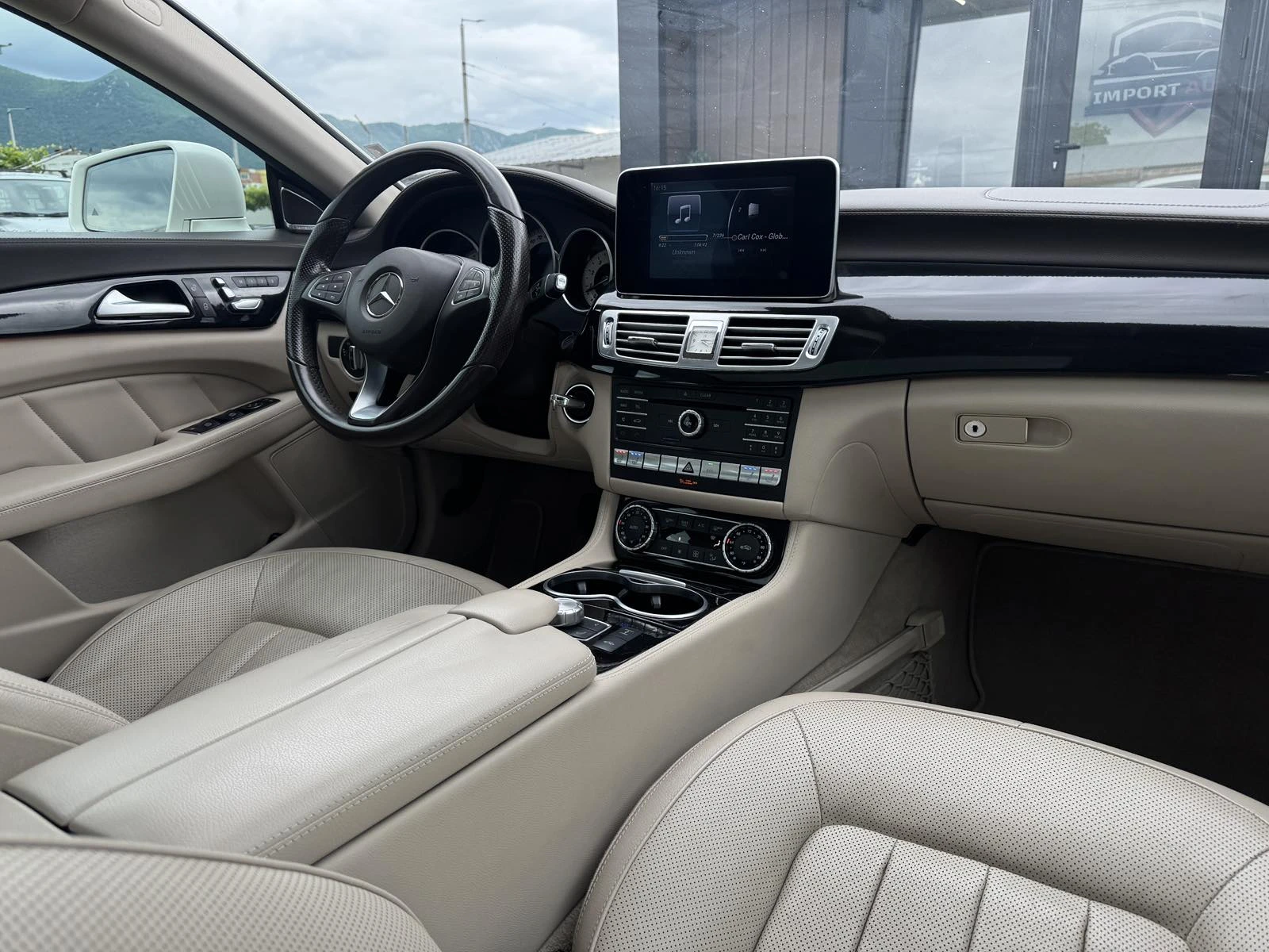 Mercedes-Benz CLS 400 * AMG* FULL LED - изображение 9