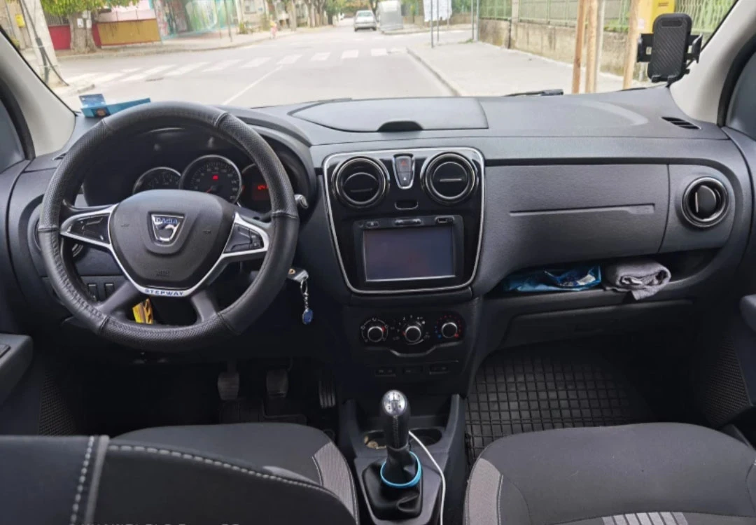 Dacia Lodgy 1.6 STEPWAY 6+ 1 ��� | Mobile.bg � ����������� 11