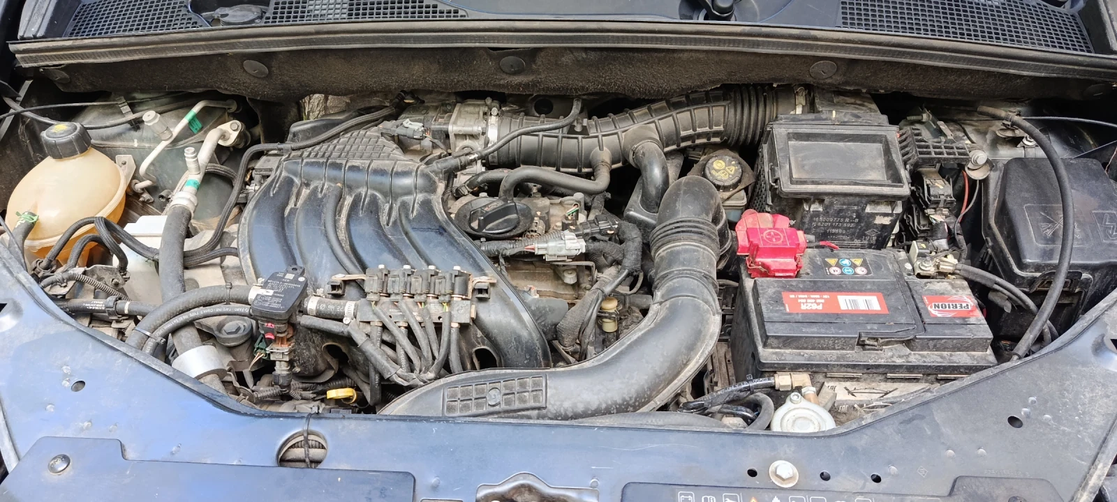 Dacia Lodgy 1.6 STEPWAY 6+ 1 ГАЗ, снимка 11 - Автомобили и джипове - 54236105
