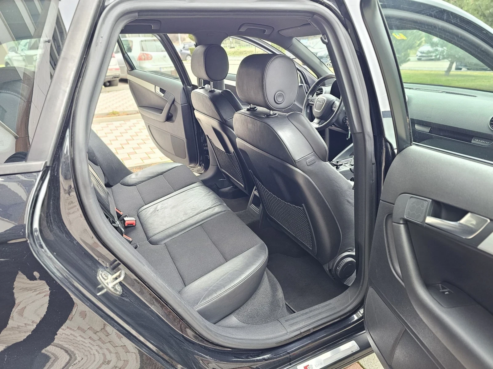 Audi A3 2.0 TFSI / Full S-Line / QUATTRO , снимка 13 - Автомобили и джипове - 54056256