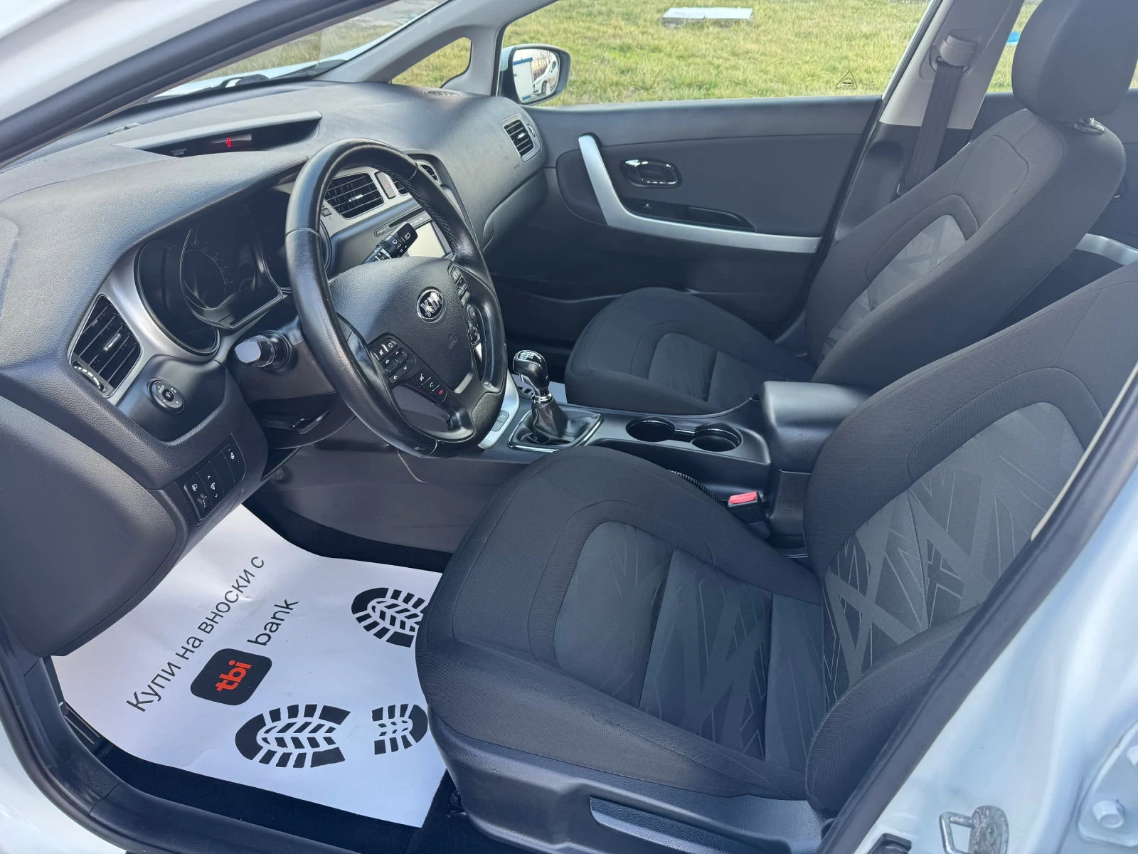 Kia Ceed 1.6CRDi Euro 5b - изображение 8