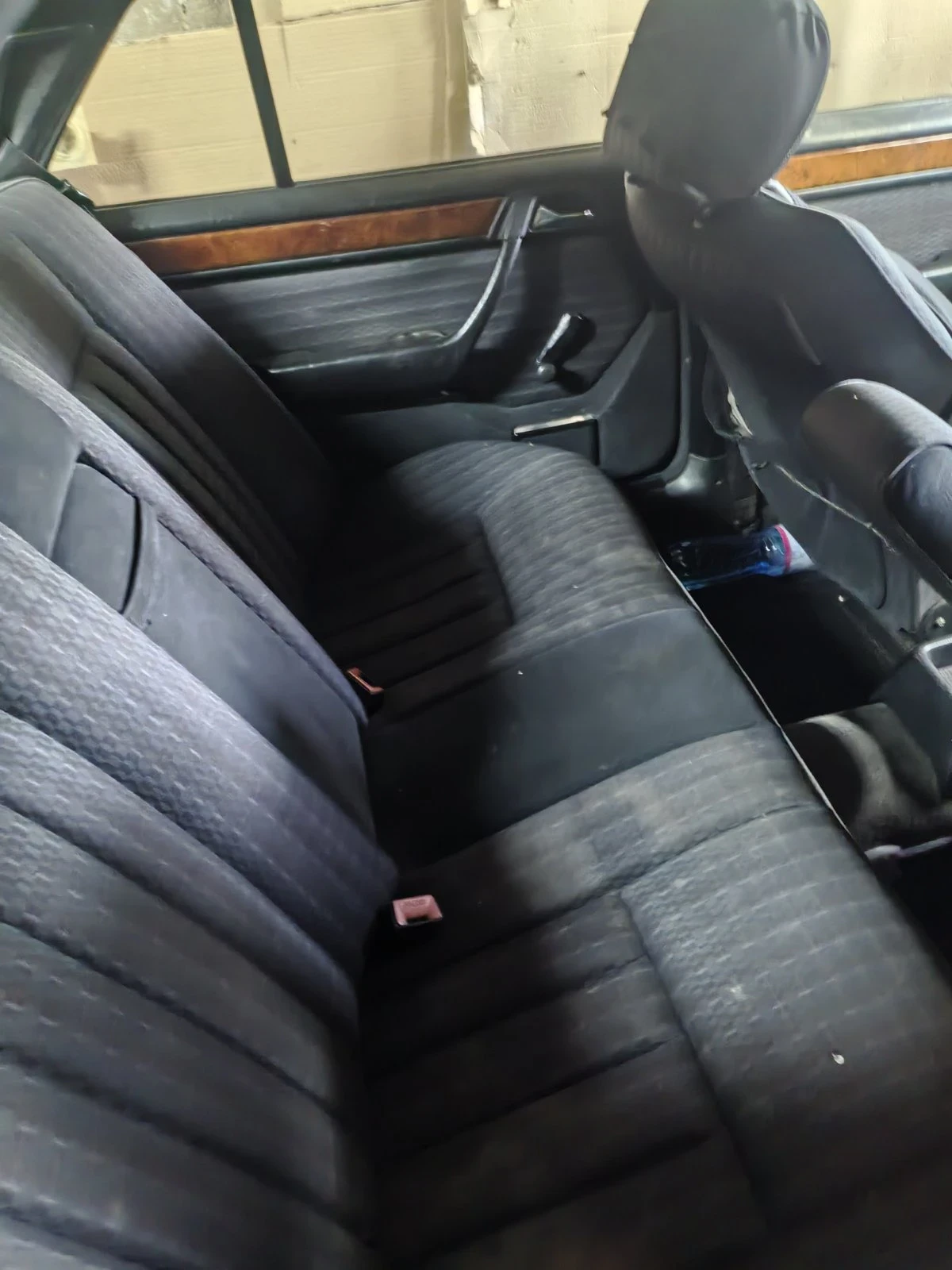 Mercedes-Benz E 200  - изображение 8