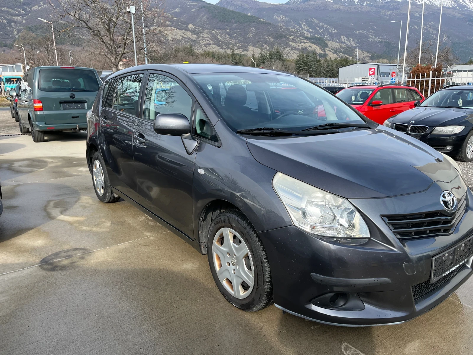 Toyota Verso 2.0  - изображение 3