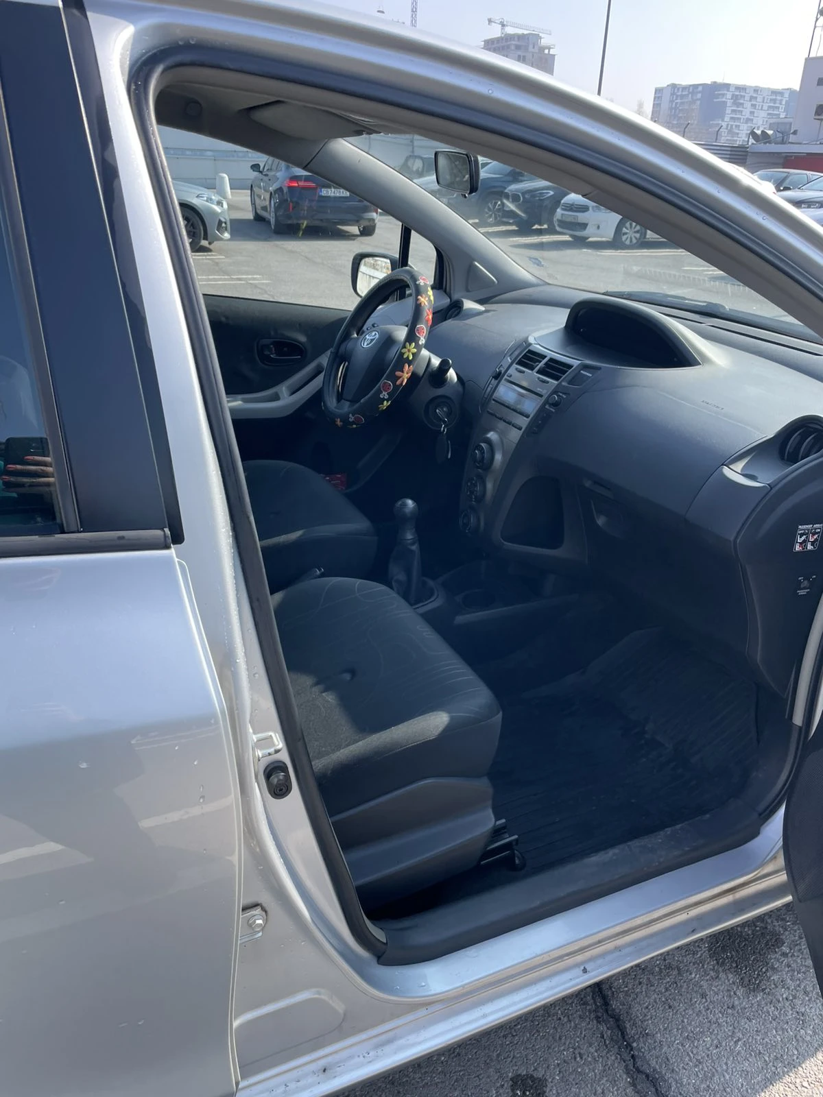 Toyota Yaris, снимка 5 - Автомобили и джипове - 53735000