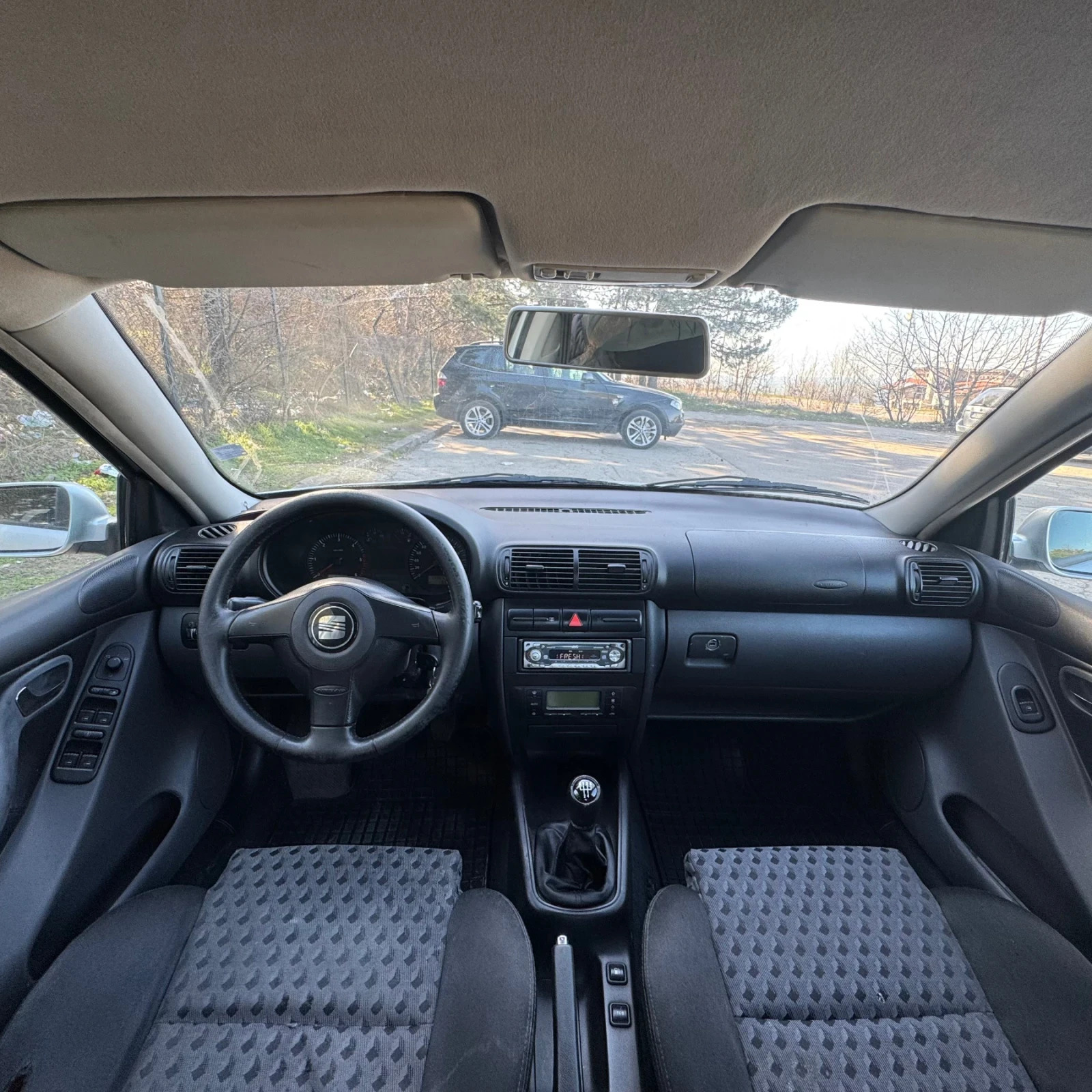 Seat Leon 1.9 TDI, снимка 5 - Автомобили и джипове - 53827023