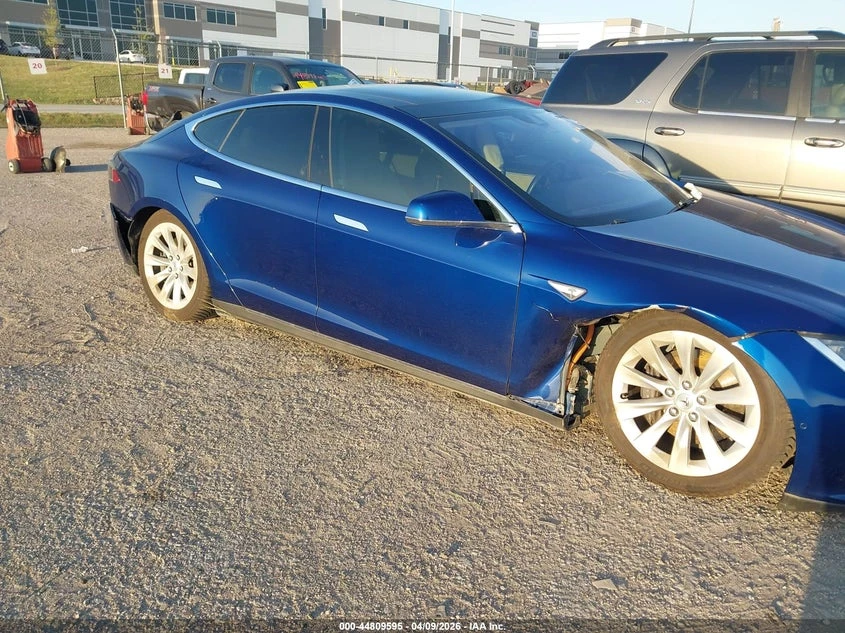 Tesla Model S RWD 85, снимка 6 - Автомобили и джипове - 54241020