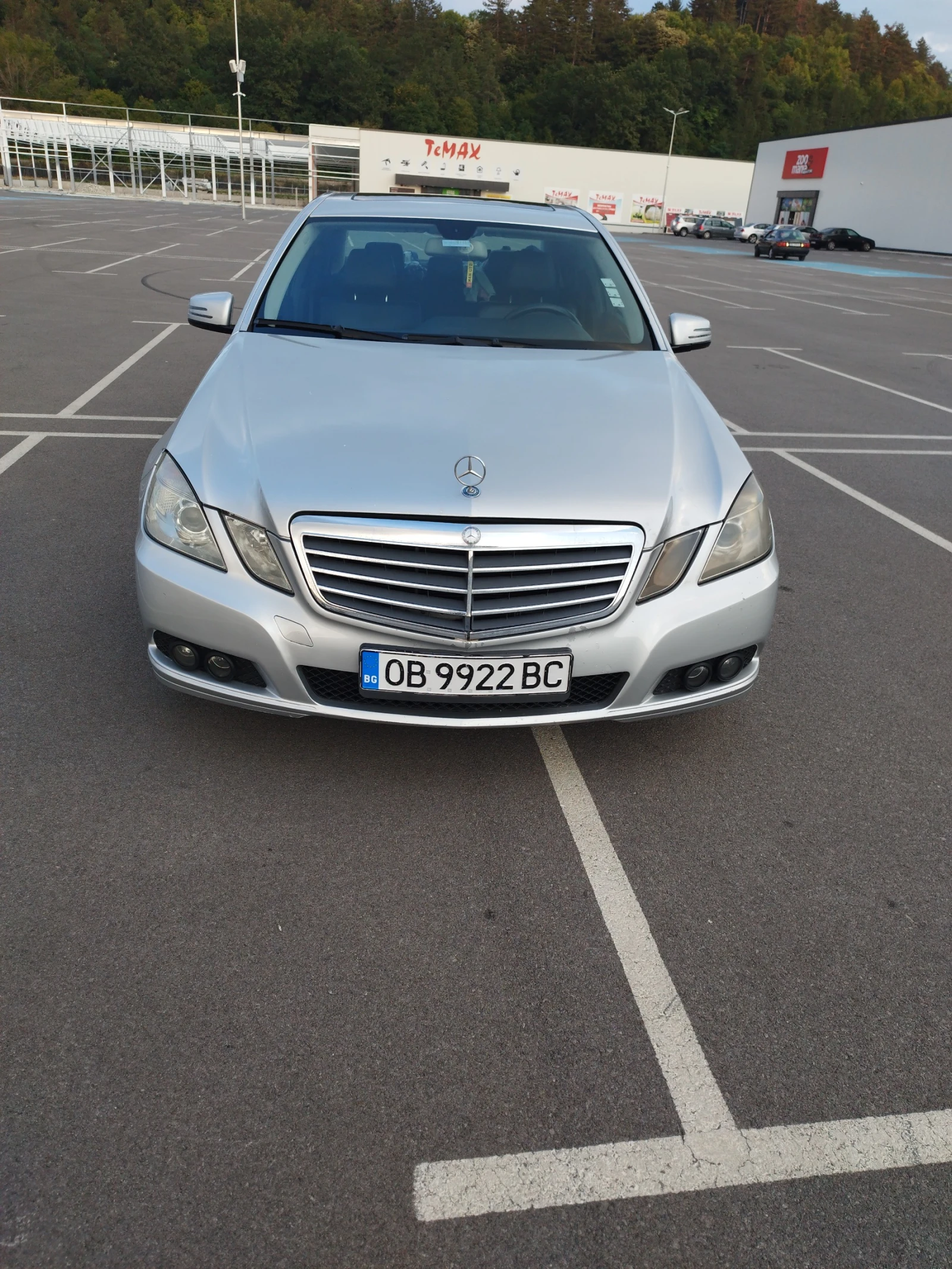 Mercedes-Benz E 200