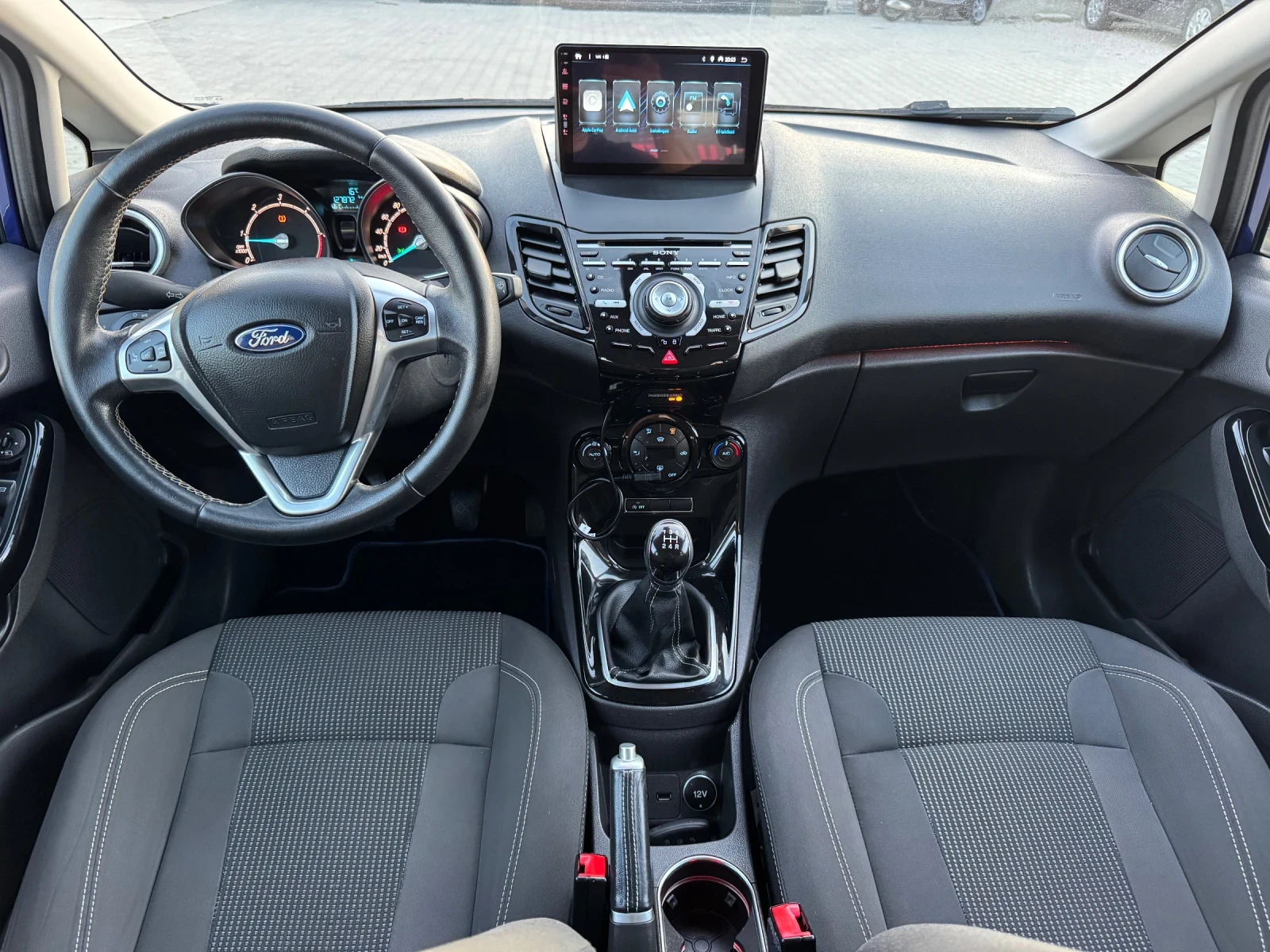 Ford Fiesta CarPlay TITANIUM, снимка 11 - Автомобили и джипове - 54353517