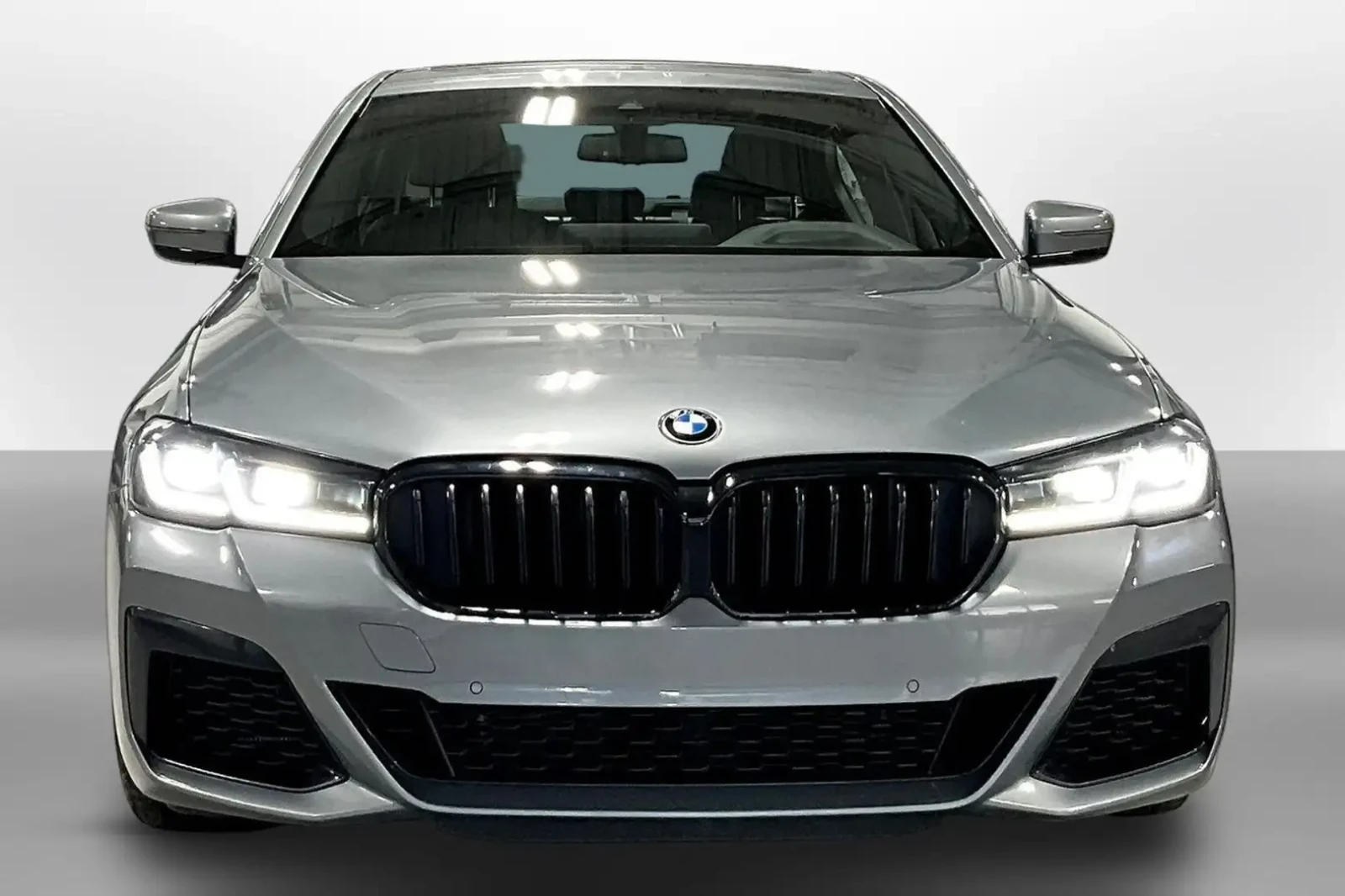 BMW 540 xDrive AWD, снимка 2 - Автомобили и джипове - 54930625