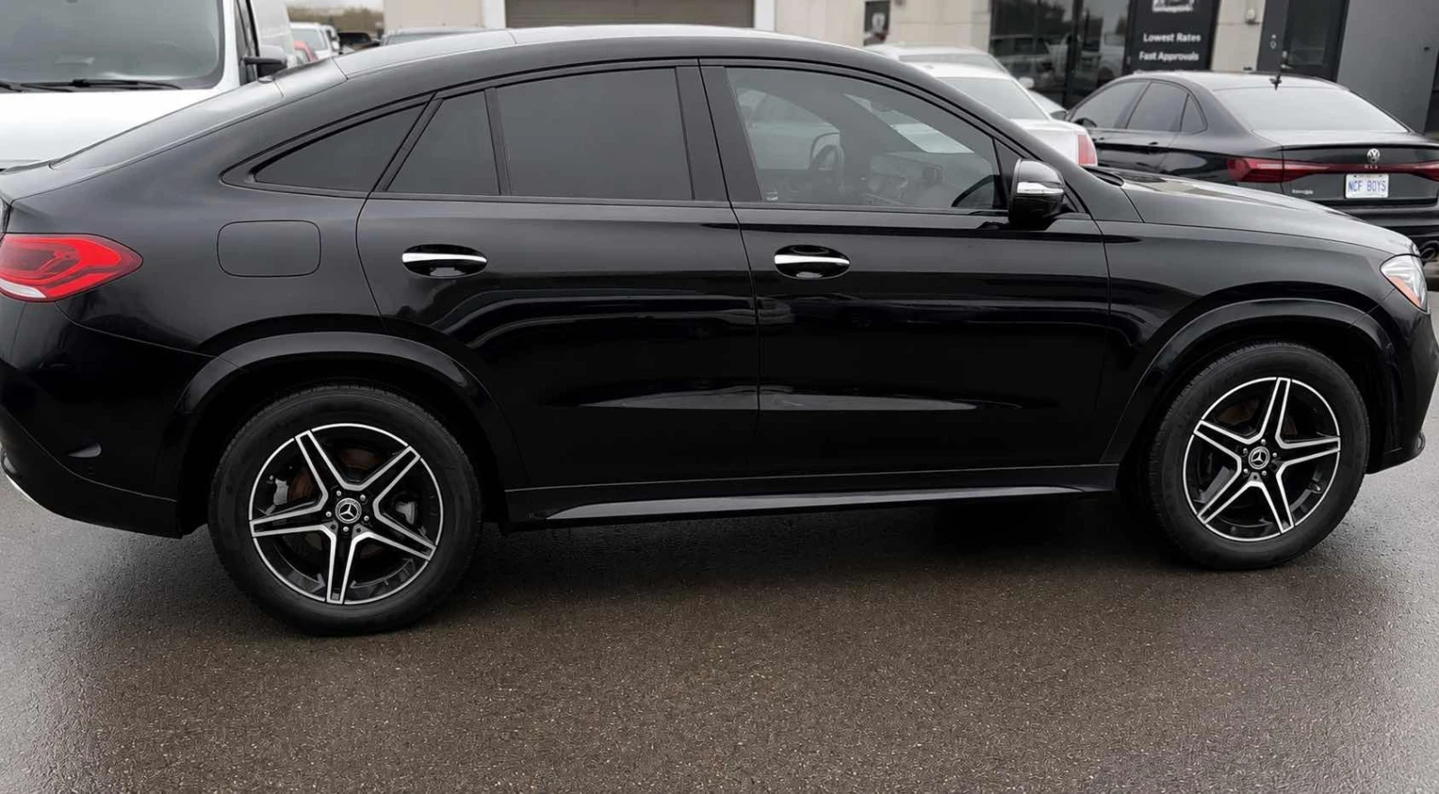 Mercedes-Benz GLE 450 COUPE * ДИСТРОНИК * BURMESTER * ОБДУХВАНЕ * H/U, снимка 4 - Автомобили и джипове - 55267614