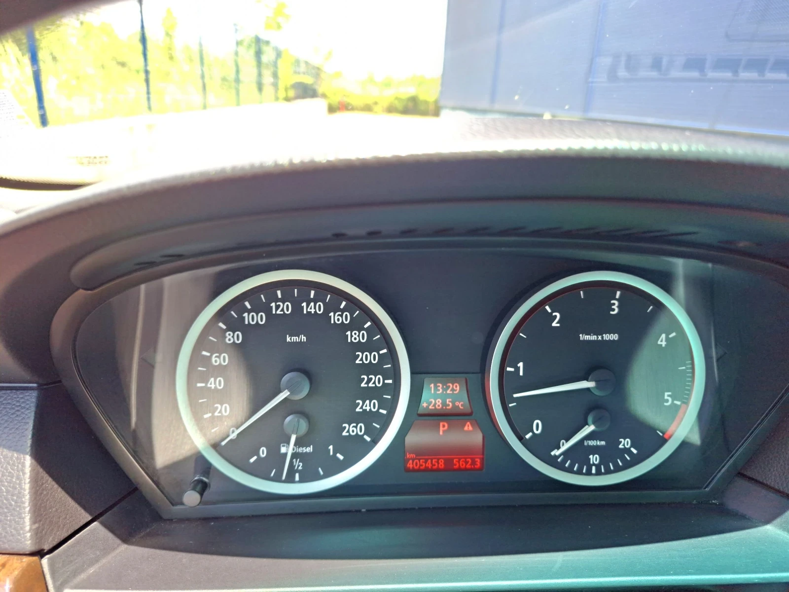 BMW 530 xd, снимка 12 - Автомобили и джипове - 55302378