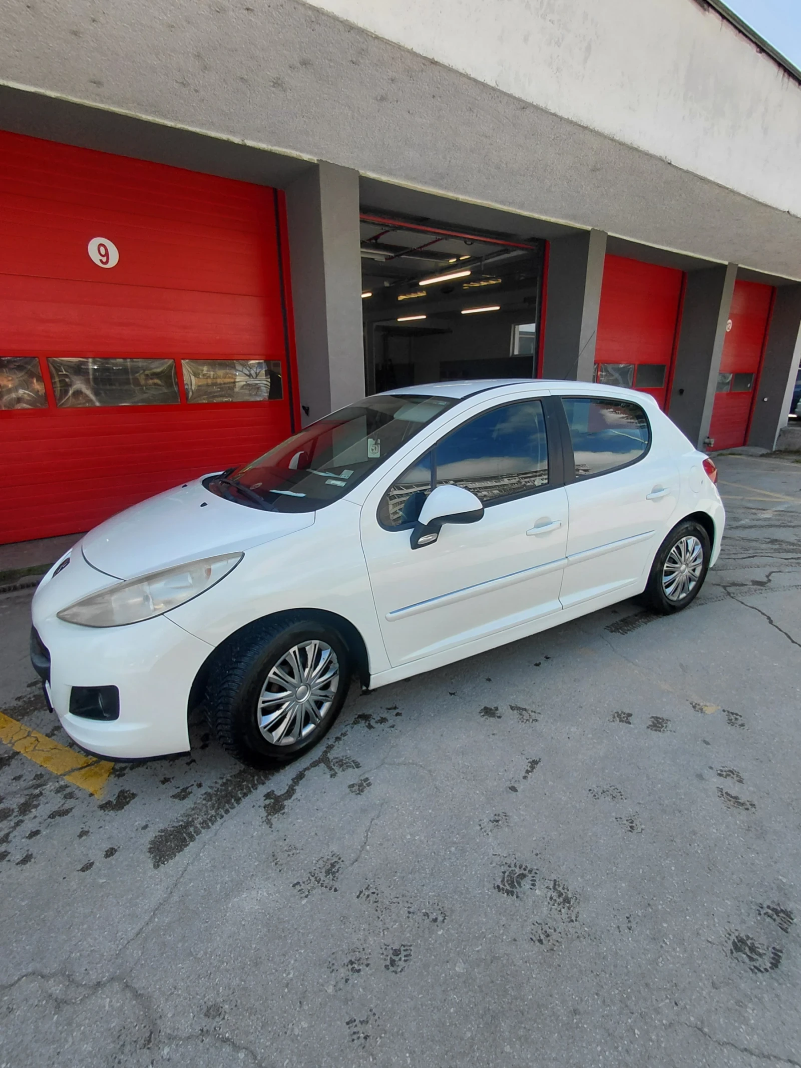 Peugeot 207