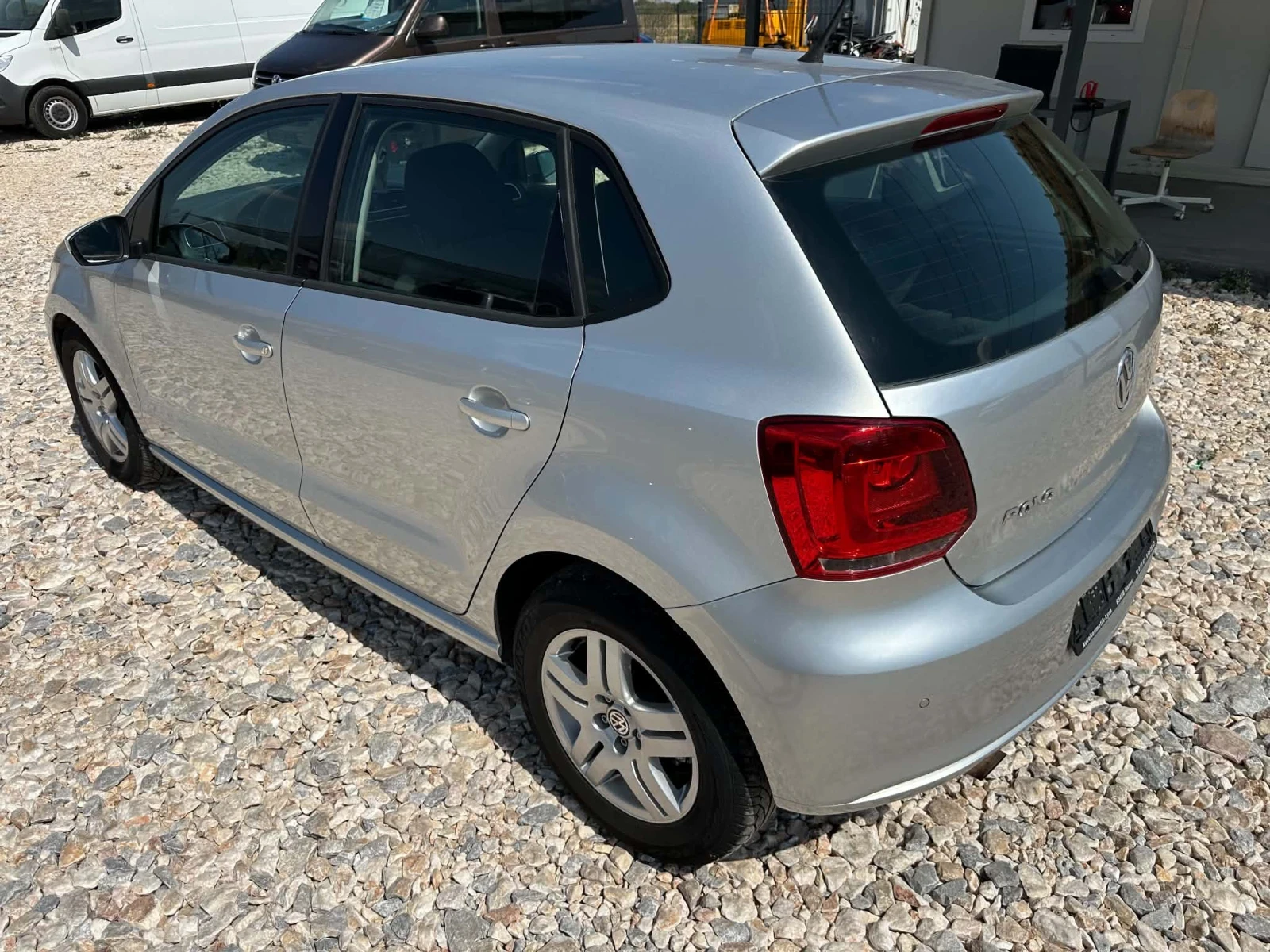 VW Polo 1.6 90ps, снимка 7 - Автомобили и джипове - 56006993