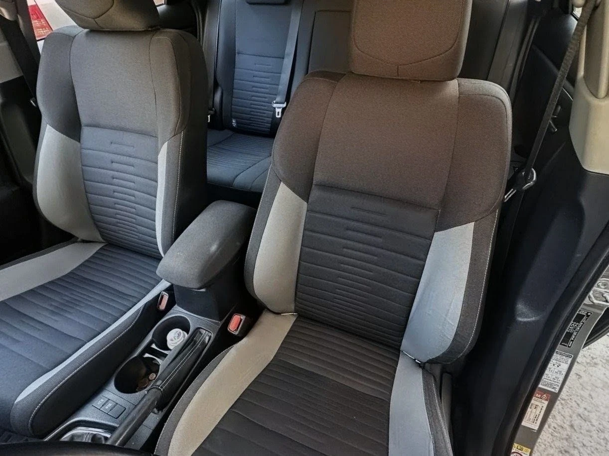 Toyota Auris, снимка 8 - Автомобили и джипове - 56452344