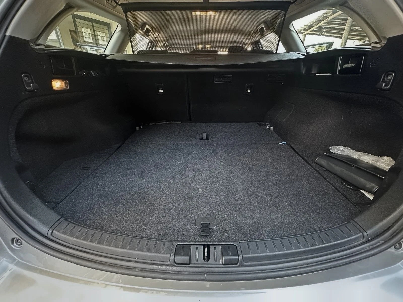 Toyota Auris, снимка 7 - Автомобили и джипове - 56452344