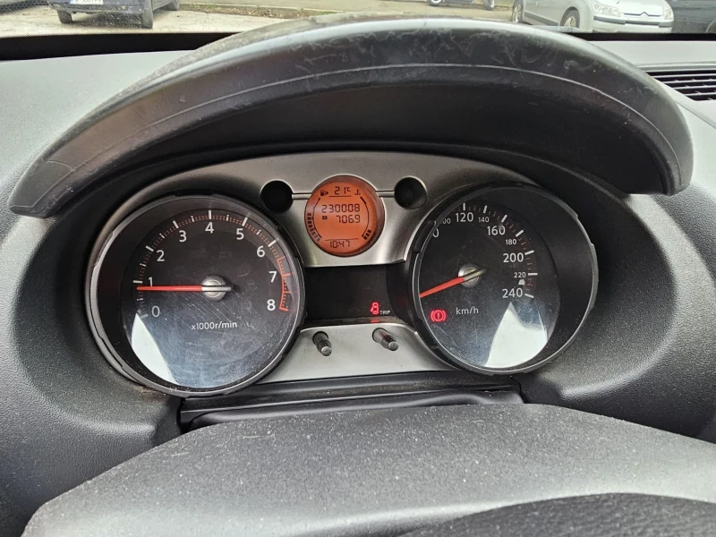 Nissan Qashqai 1.6 Klima, снимка 10 - Автомобили и джипове - 49595023