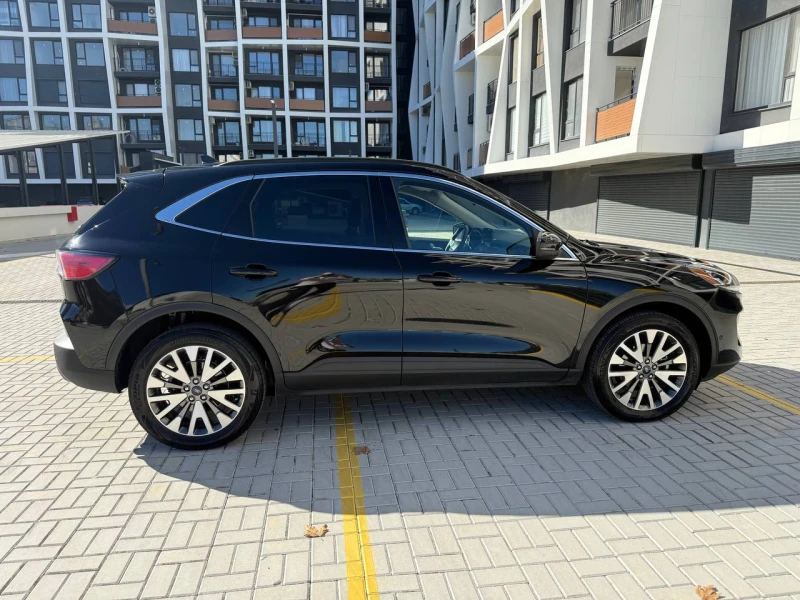 Ford Escape TITANIUM, снимка 4 - Автомобили и джипове - 52319984