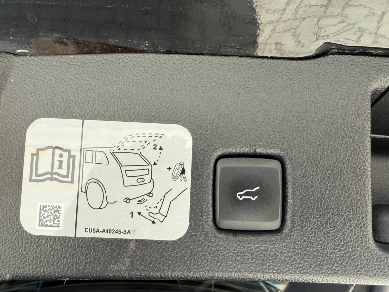 Ford Escape TITANIUM, снимка 16 - Автомобили и джипове - 52319984