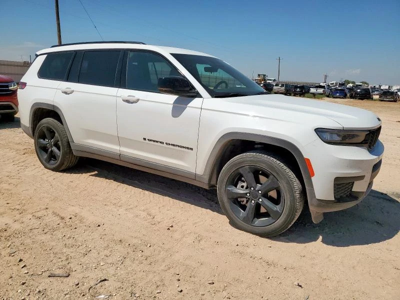 Jeep Grand cherokee LAREDO - изображение 2