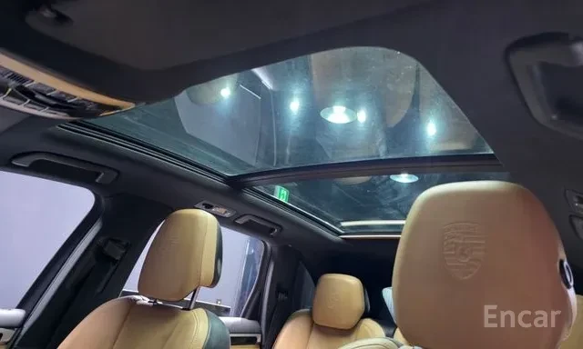 Porsche Cayenne PLATINUM EDITION / DIESEL / ПАНО / ОБДУХ / ЛИЗИНГ, снимка 15 - Автомобили и джипове - 54934622