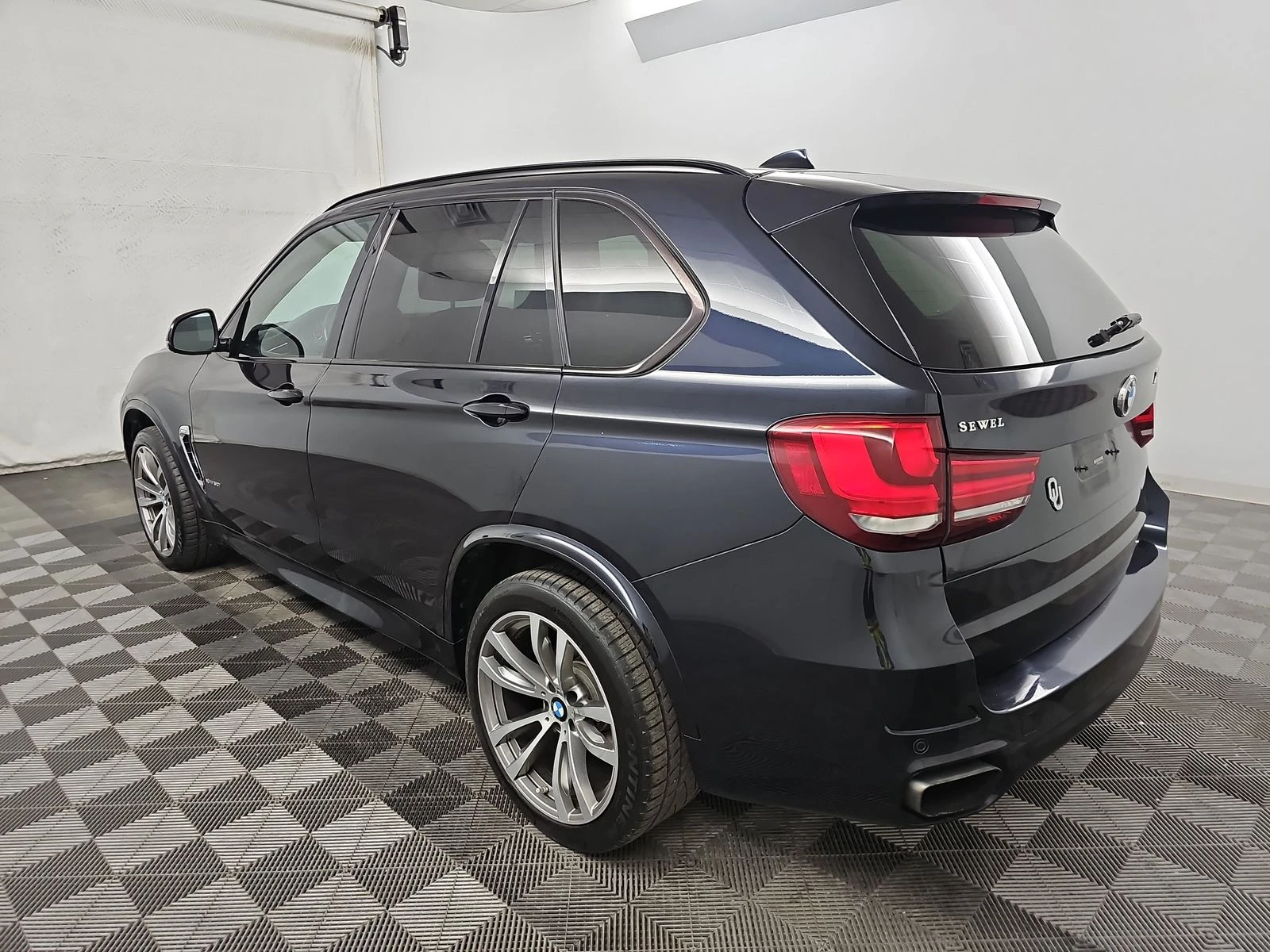 BMW X5 XDRIVE50I* MPACK* HARMAN* HEADUP* SOFTCLOSE* ОБДУХ - изображение 6