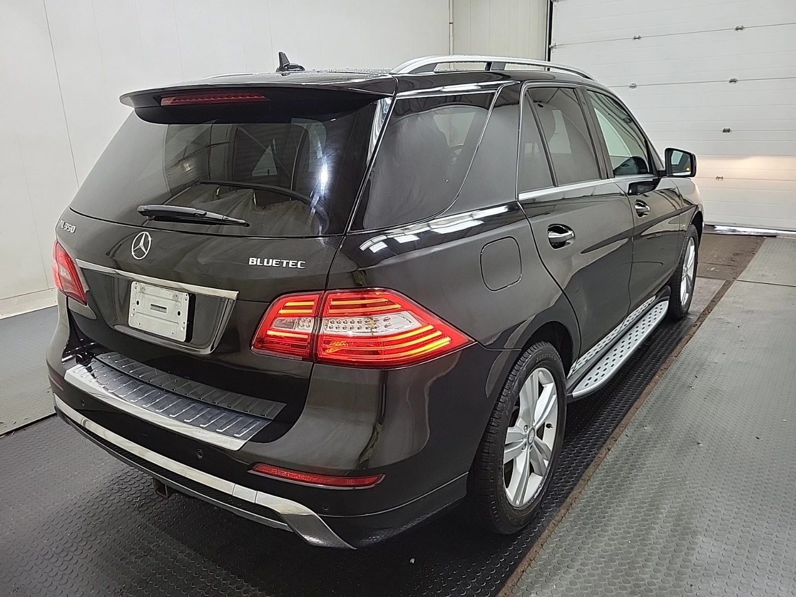 Mercedes-Benz ML 350 * BLUETEC * CARFAX * ОПЦИЯ ЗА ФИНАНСИРАНЕ  - изображение 4