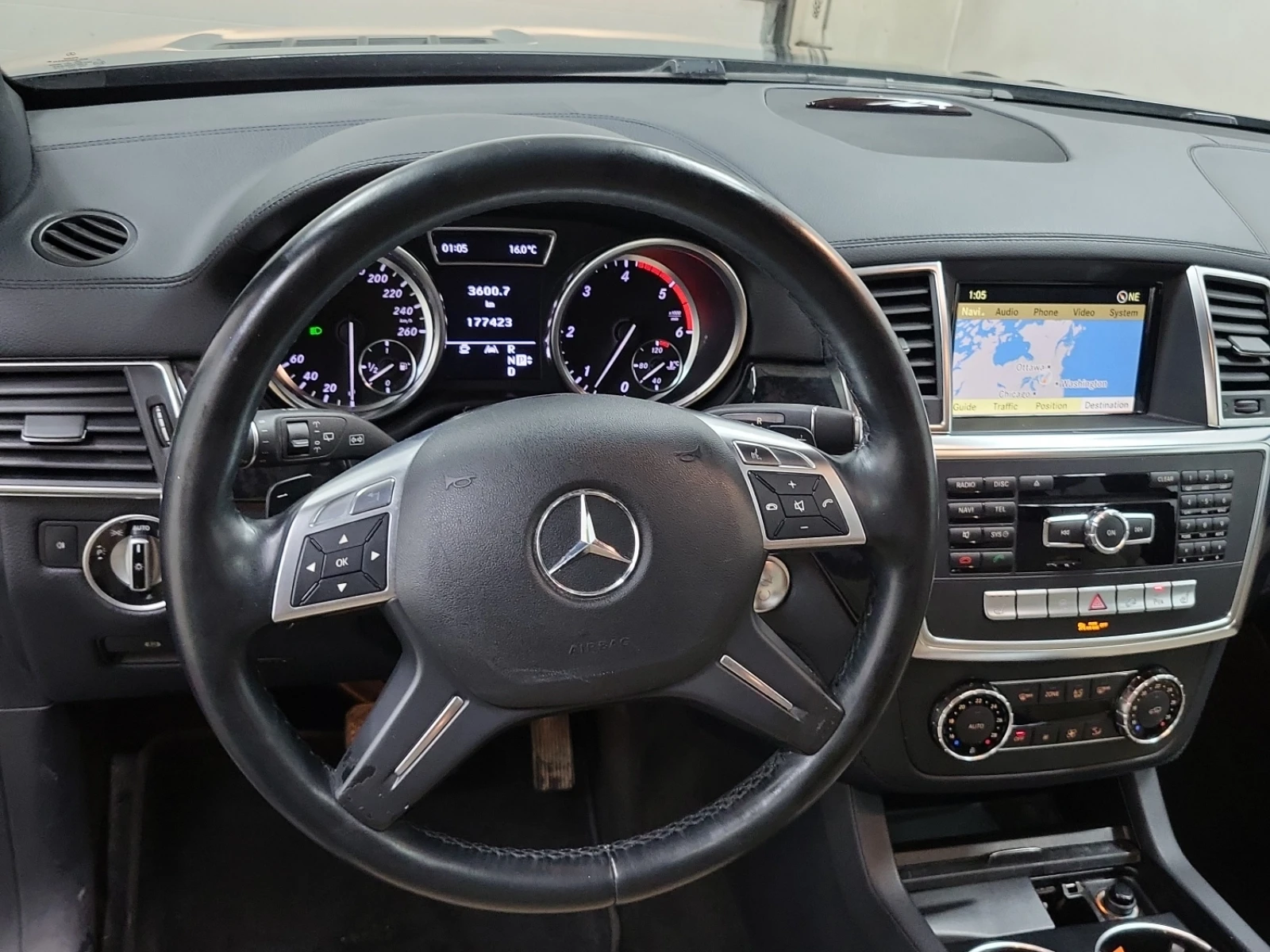 Mercedes-Benz ML 350 * BLUETEC * CARFAX * ОПЦИЯ ЗА ФИНАНСИРАНЕ  - изображение 9