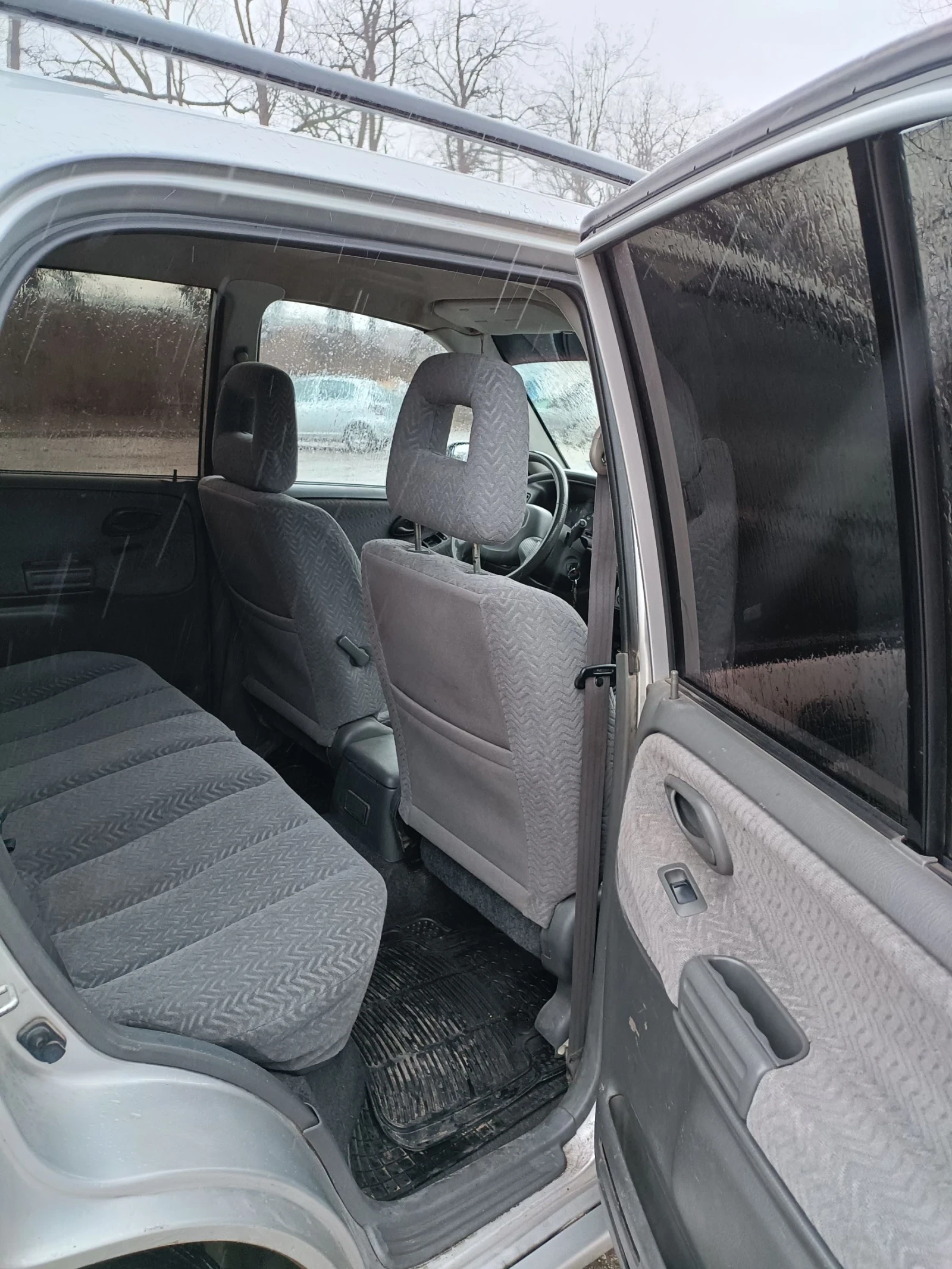 Suzuki Grand vitara 2.0 Hdi - изображение 8