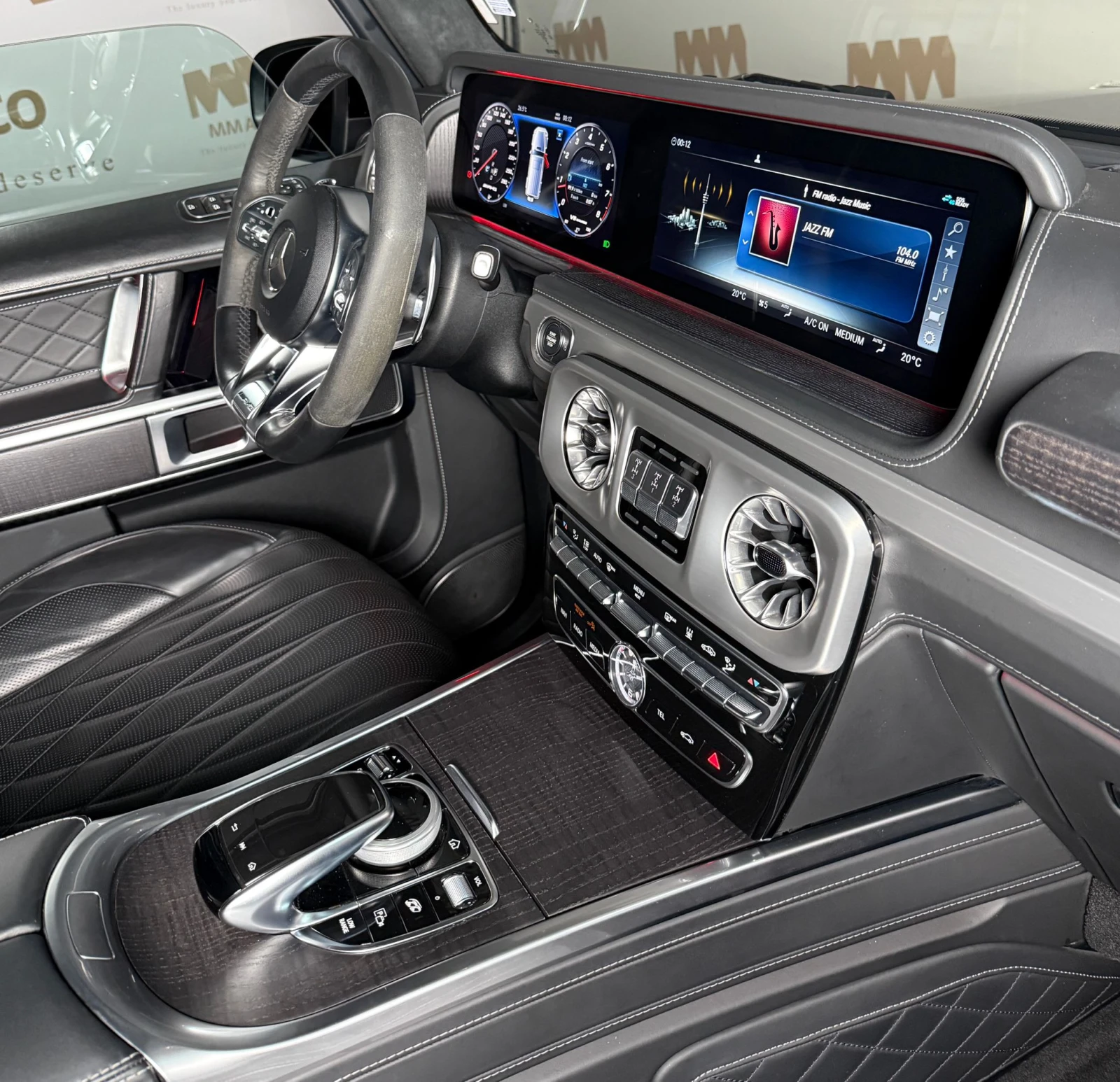 Mercedes-Benz G 63 AMG Burmester* Pano* Exclusive* 360 - изображение 8