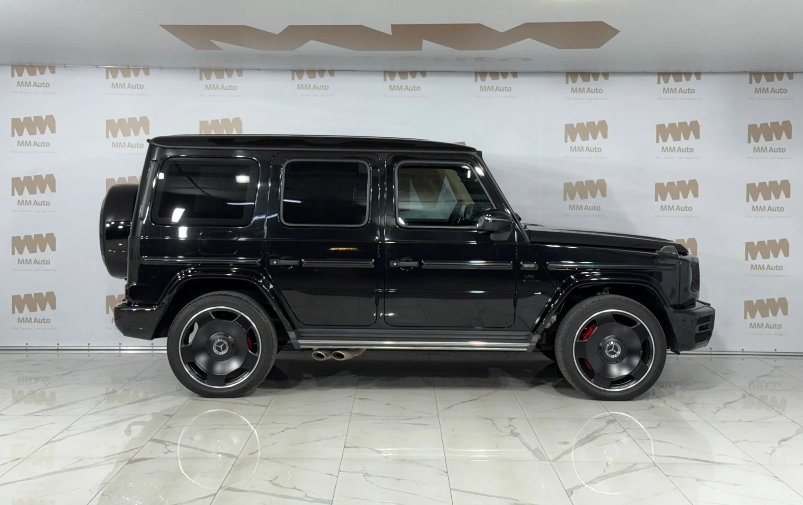 Mercedes-Benz G 63 AMG Burmester* Pano* Exclusive* 360 - изображение 3