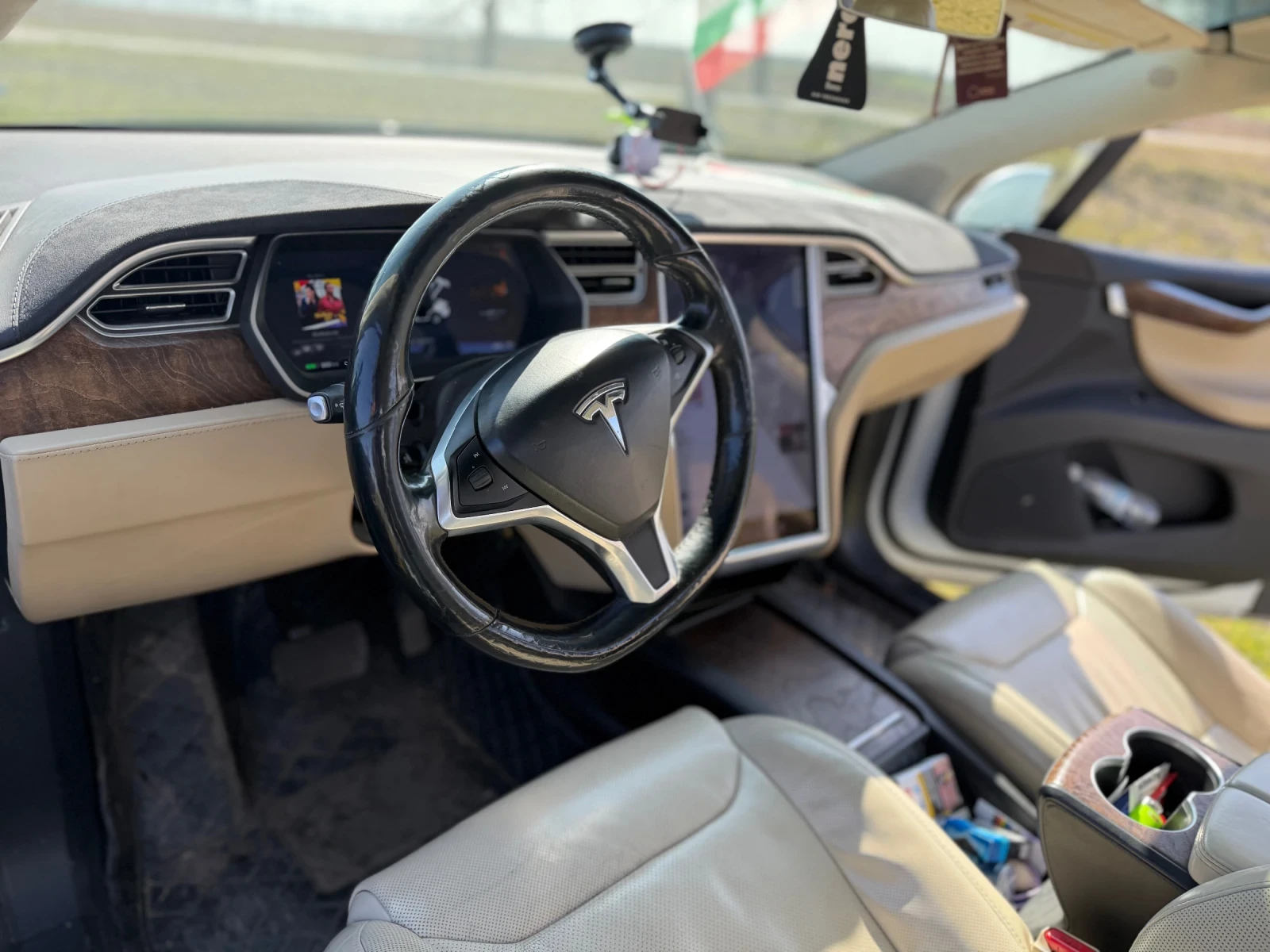 Tesla Model X 90D, снимка 7 - Автомобили и джипове - 53764995