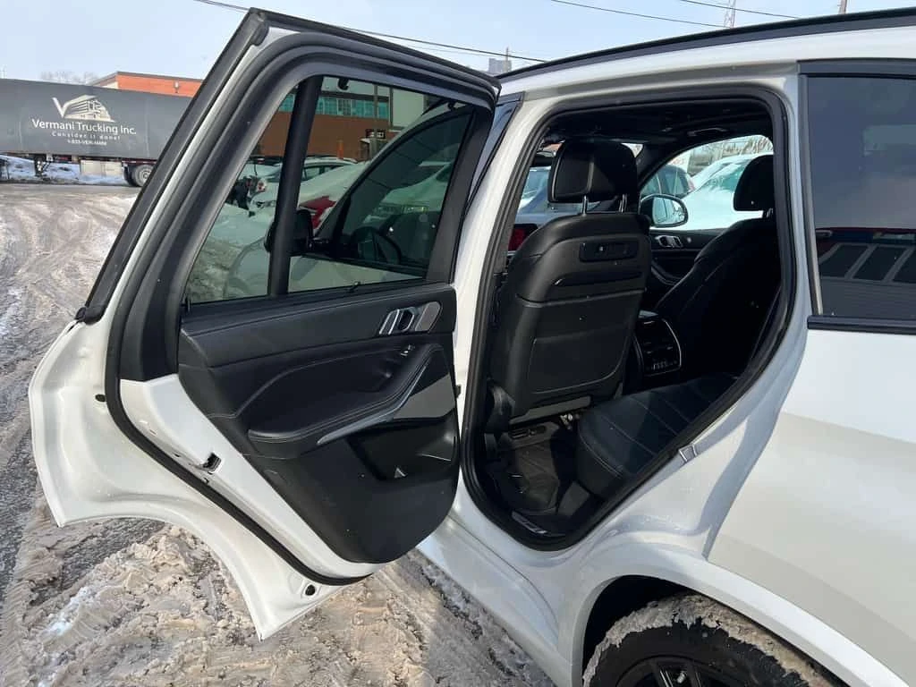 BMW X5 * M50i * CARFAX * ЦЕНА ДО БГ, снимка 16 - Автомобили и джипове - 53812281