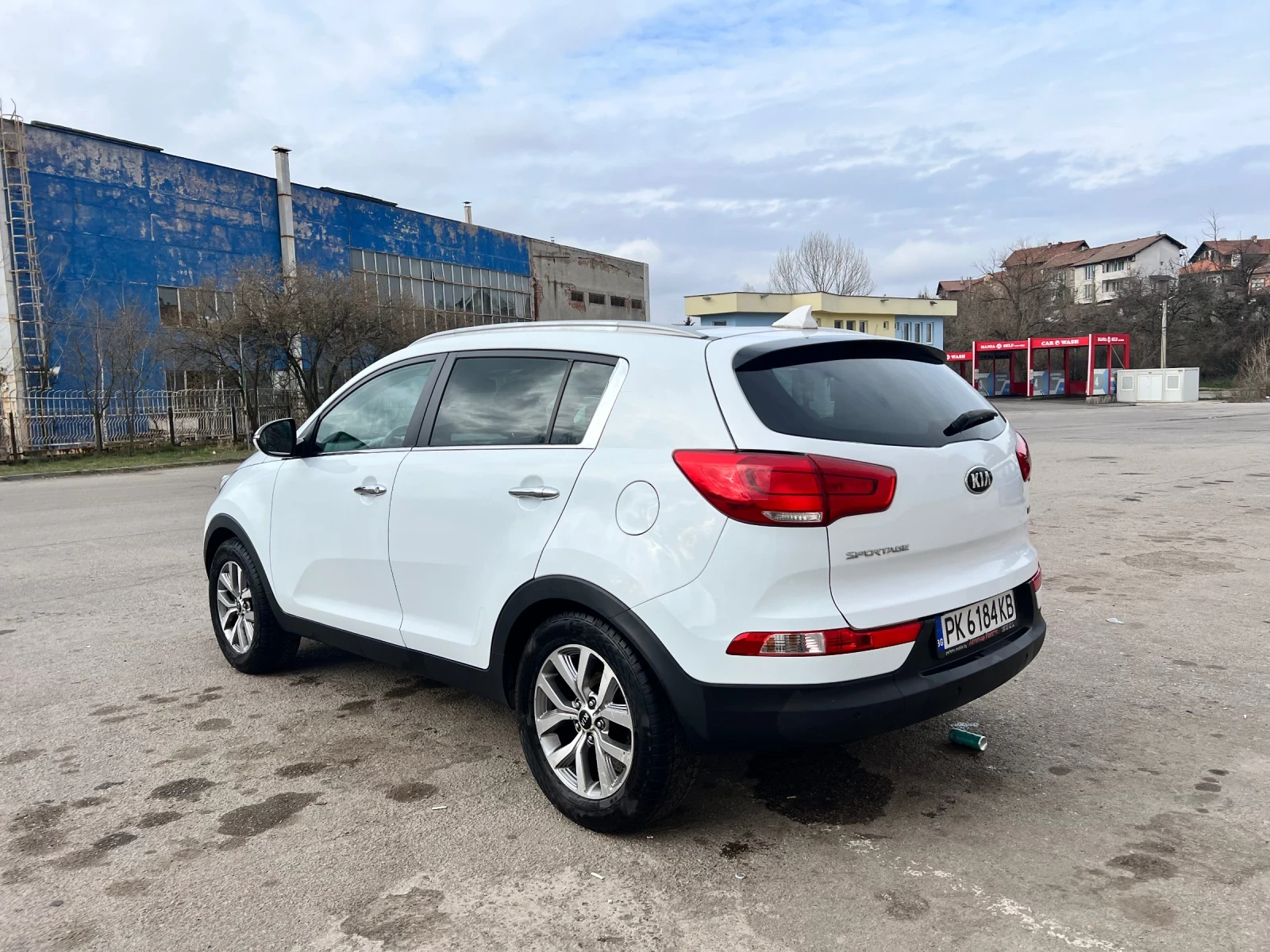 Kia Sportage 1.6i-LPG, снимка 6 - Автомобили и джипове - 53931869